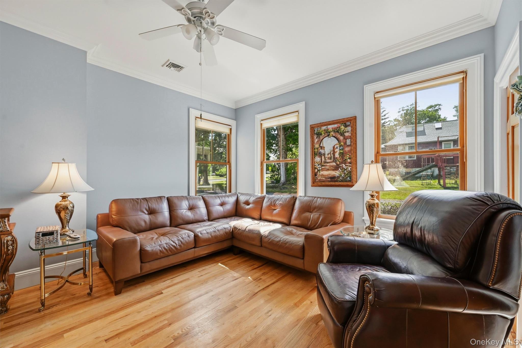 68 E Erie Street Property Photo 10