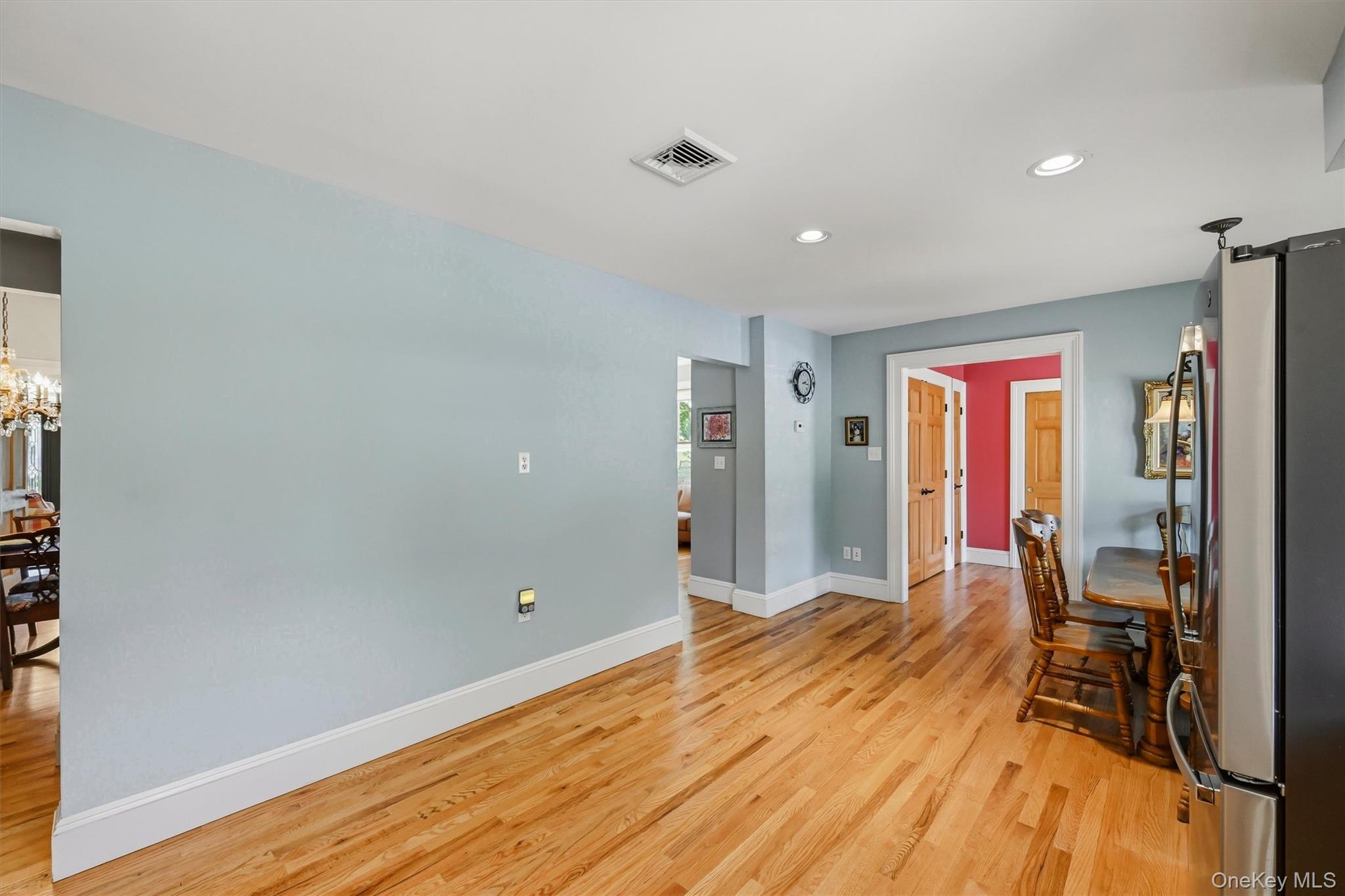 68 E Erie Street Property Photo 13
