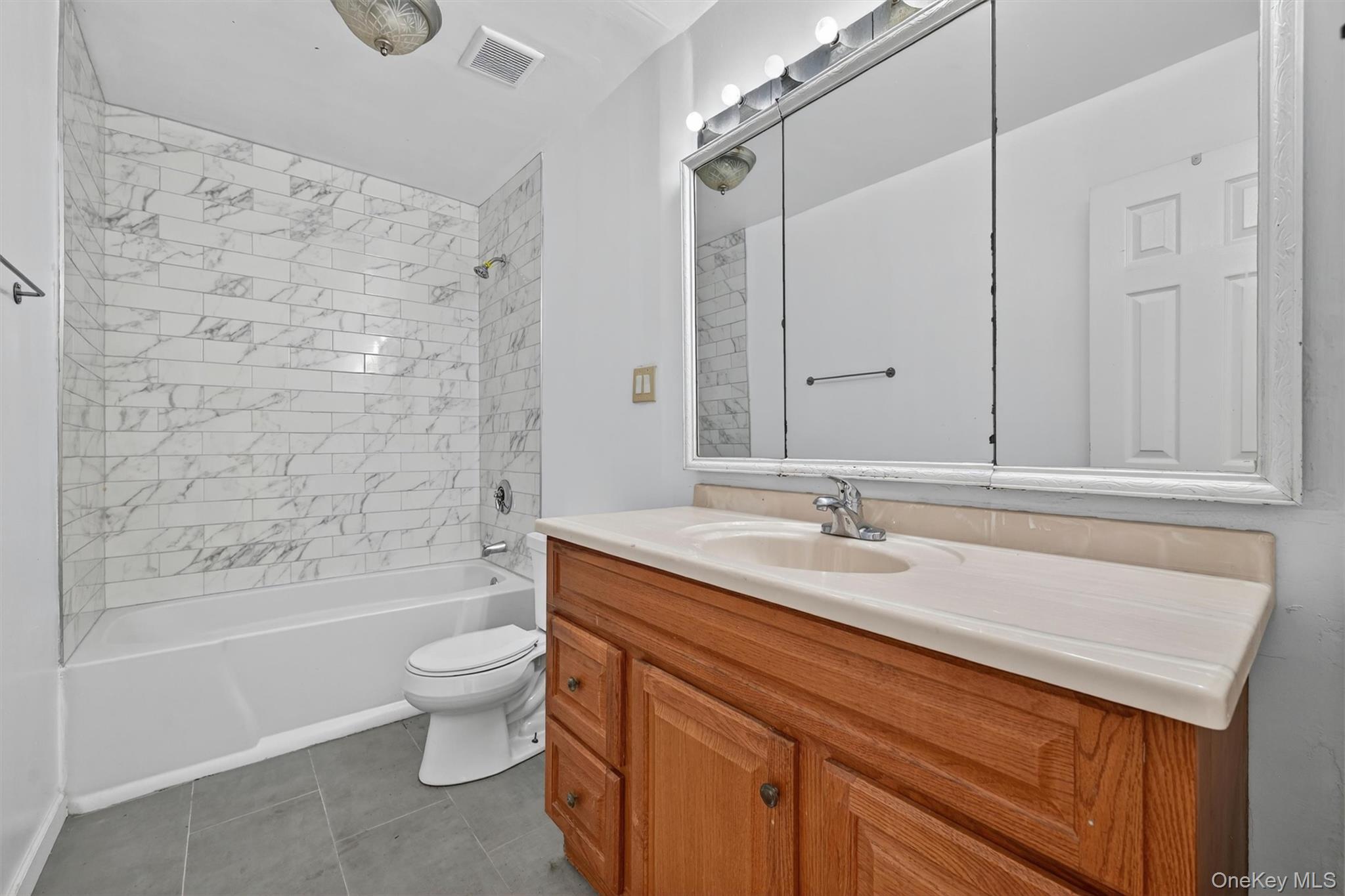 126 Halgren Crescent Property Photo 33