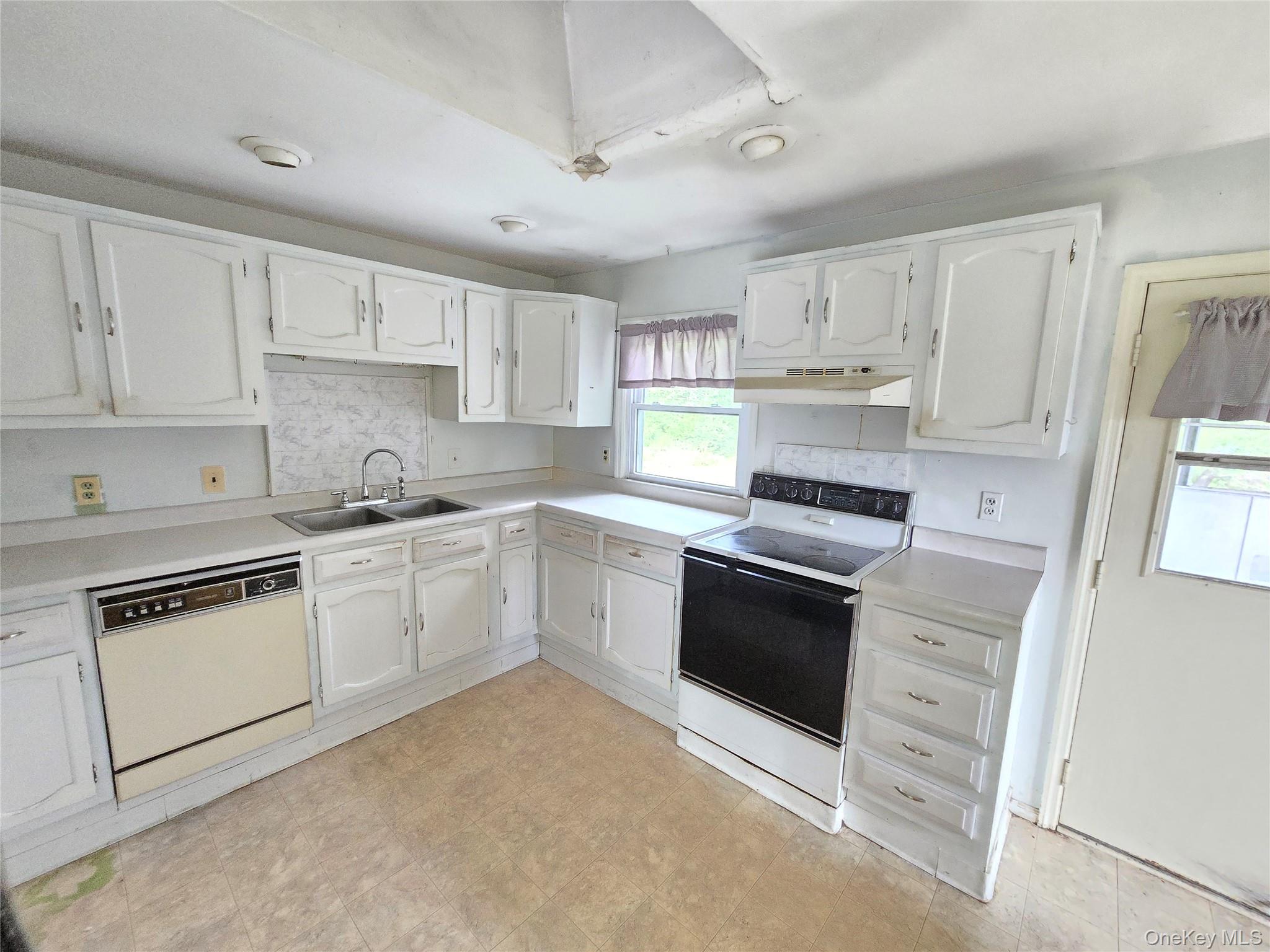 1425 State Route 32 Property Photo 4