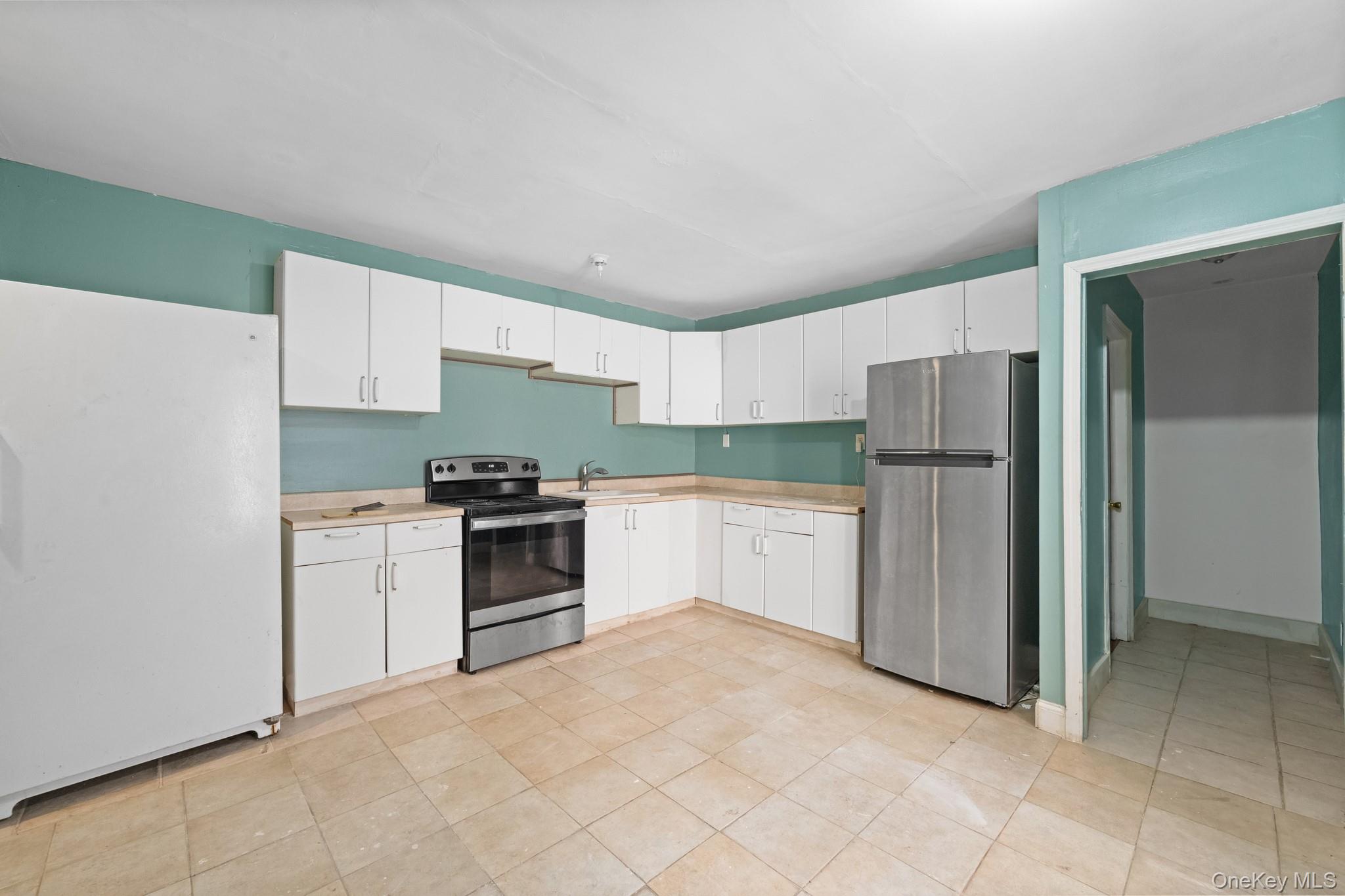 388 Atkins Avenue Property Photo 3