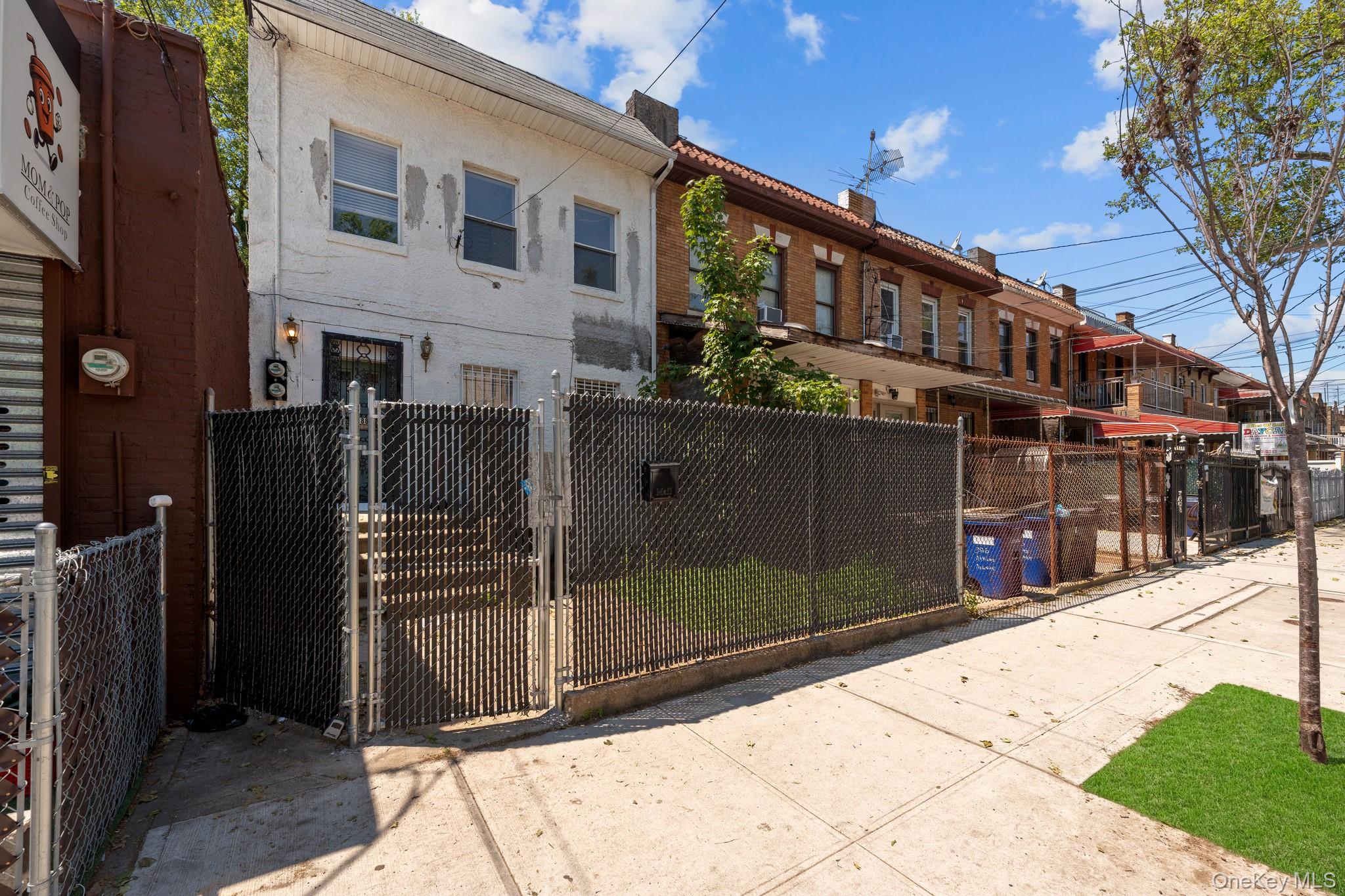 388 Atkins Avenue Property Photo 12