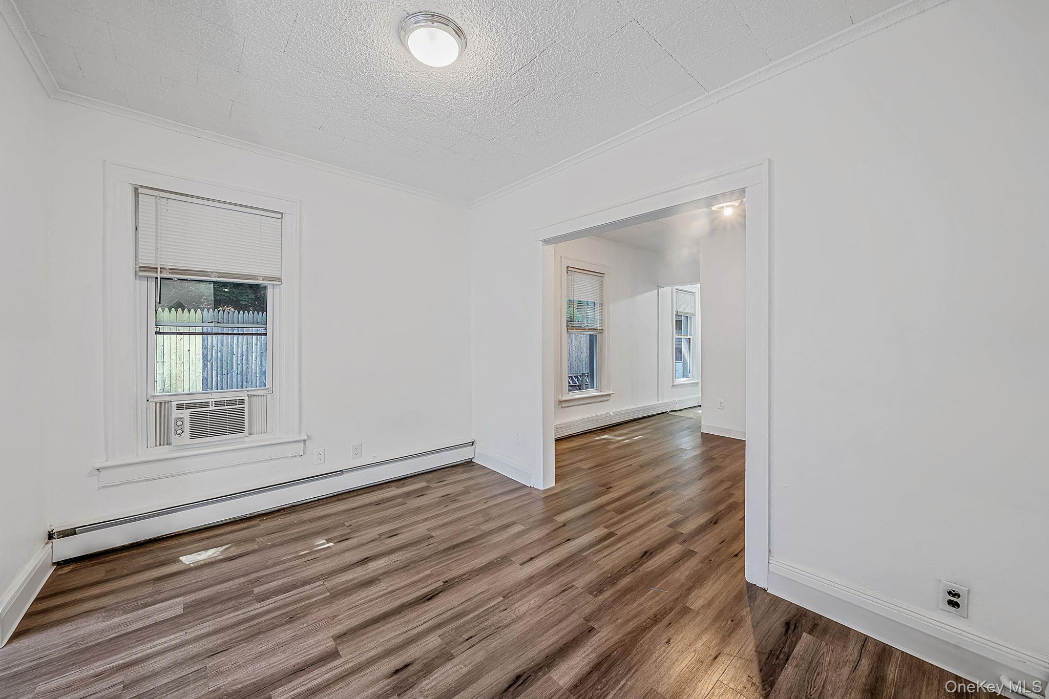 10003 88th Avenue Property Photo 9