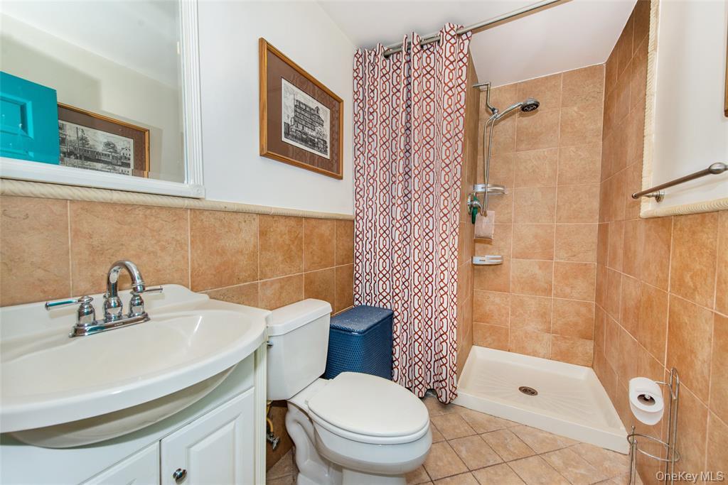 1321 Bristow Street Property Photo 6