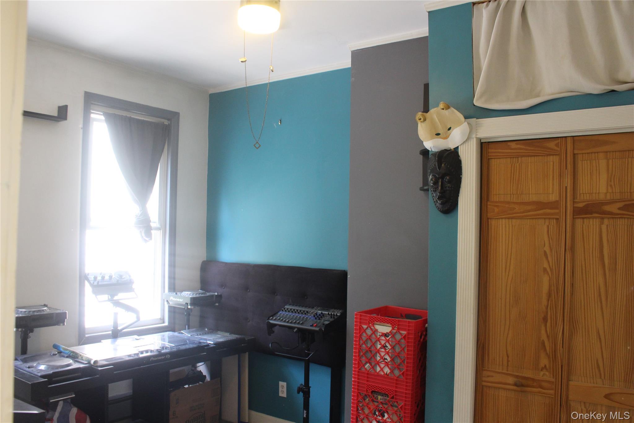 1321 Bristow Street Property Photo 9