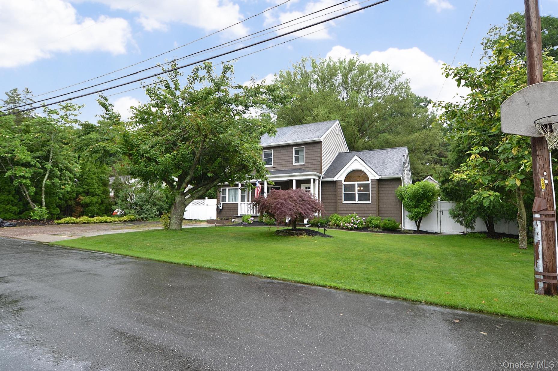 19 Fountain Road Property Photo 3