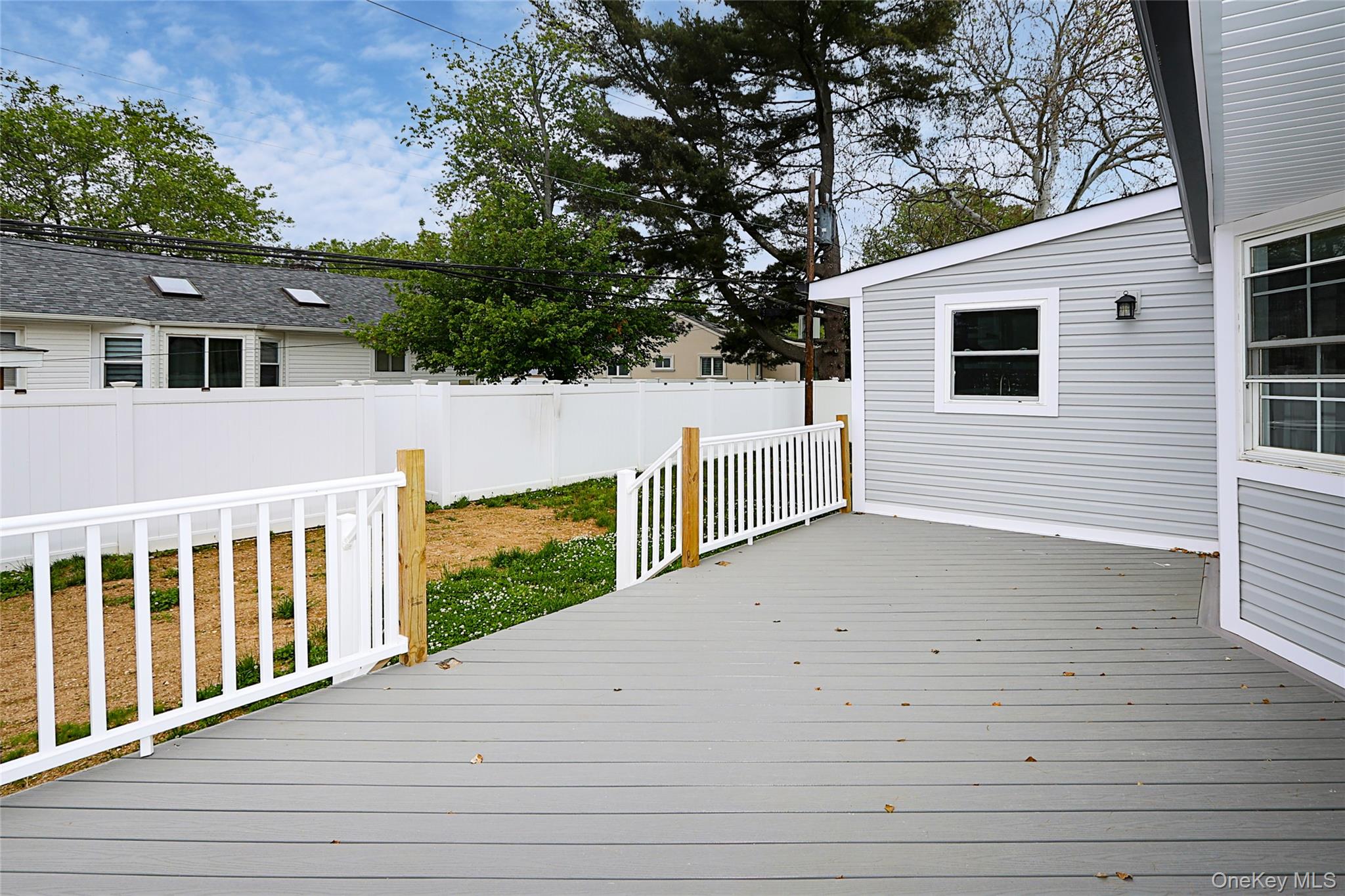 224 Hungry Harbor Road Property Photo 21