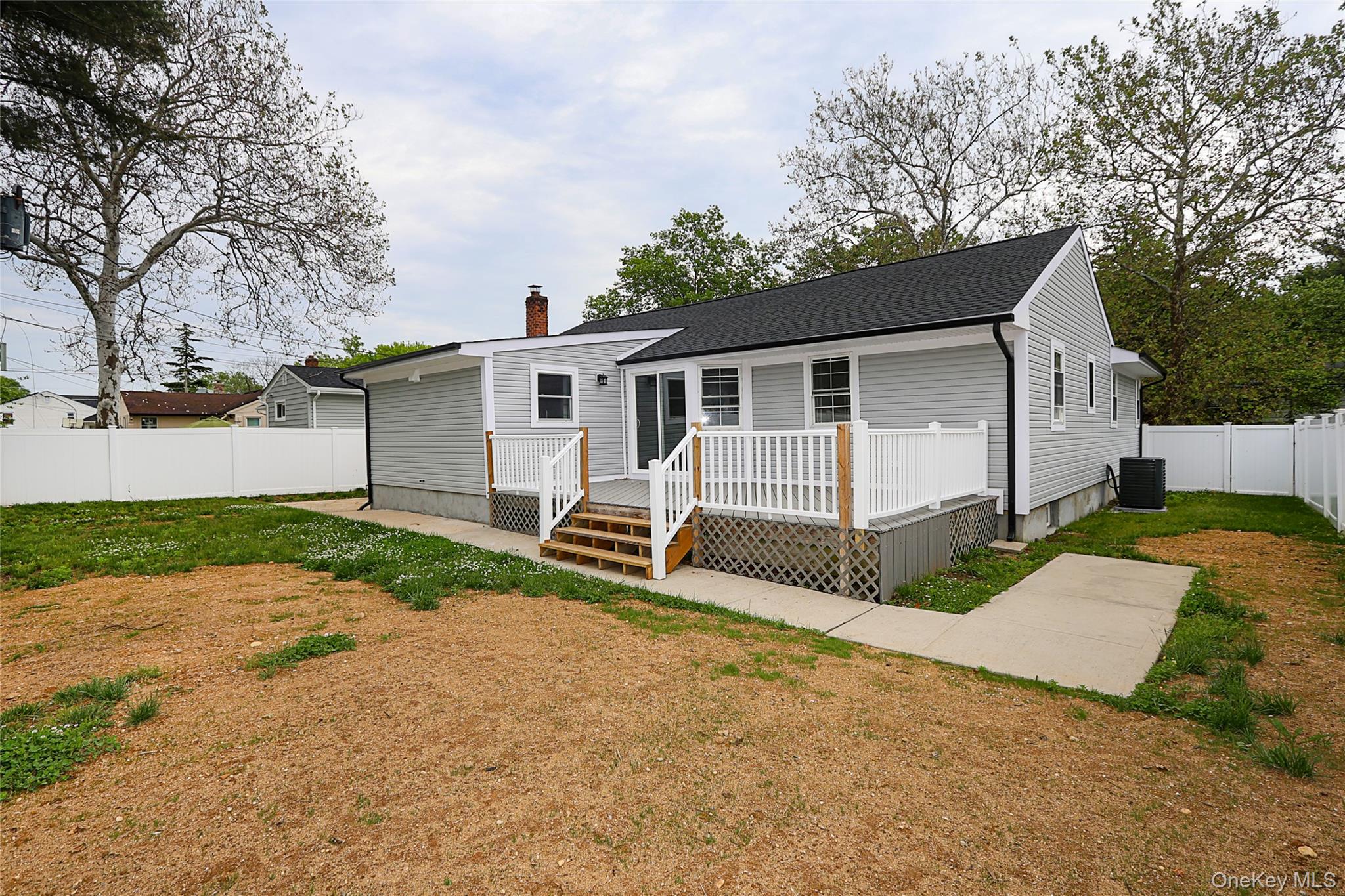 224 Hungry Harbor Road Property Photo 23