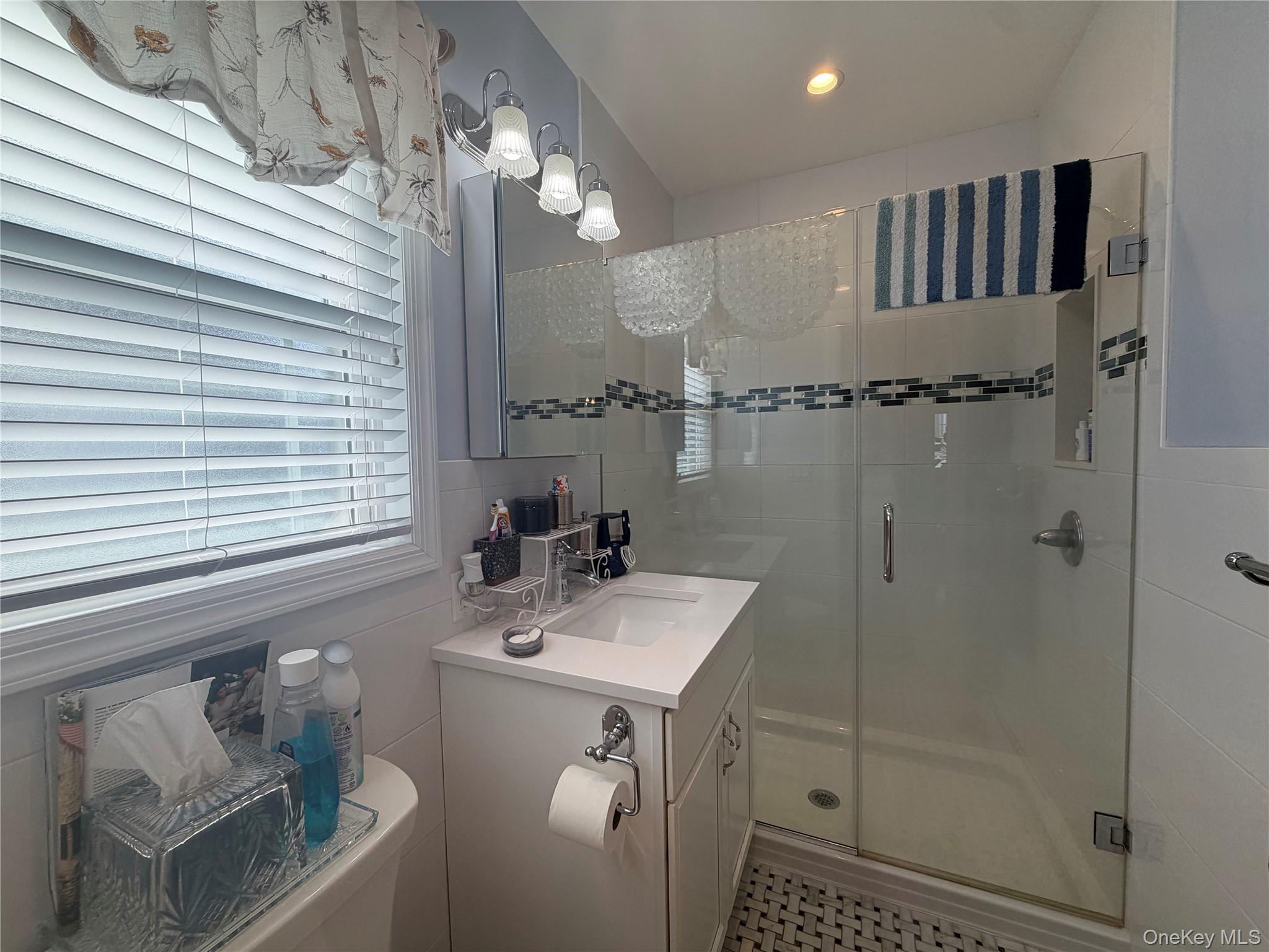 539 E Beech Street Property Photo 6