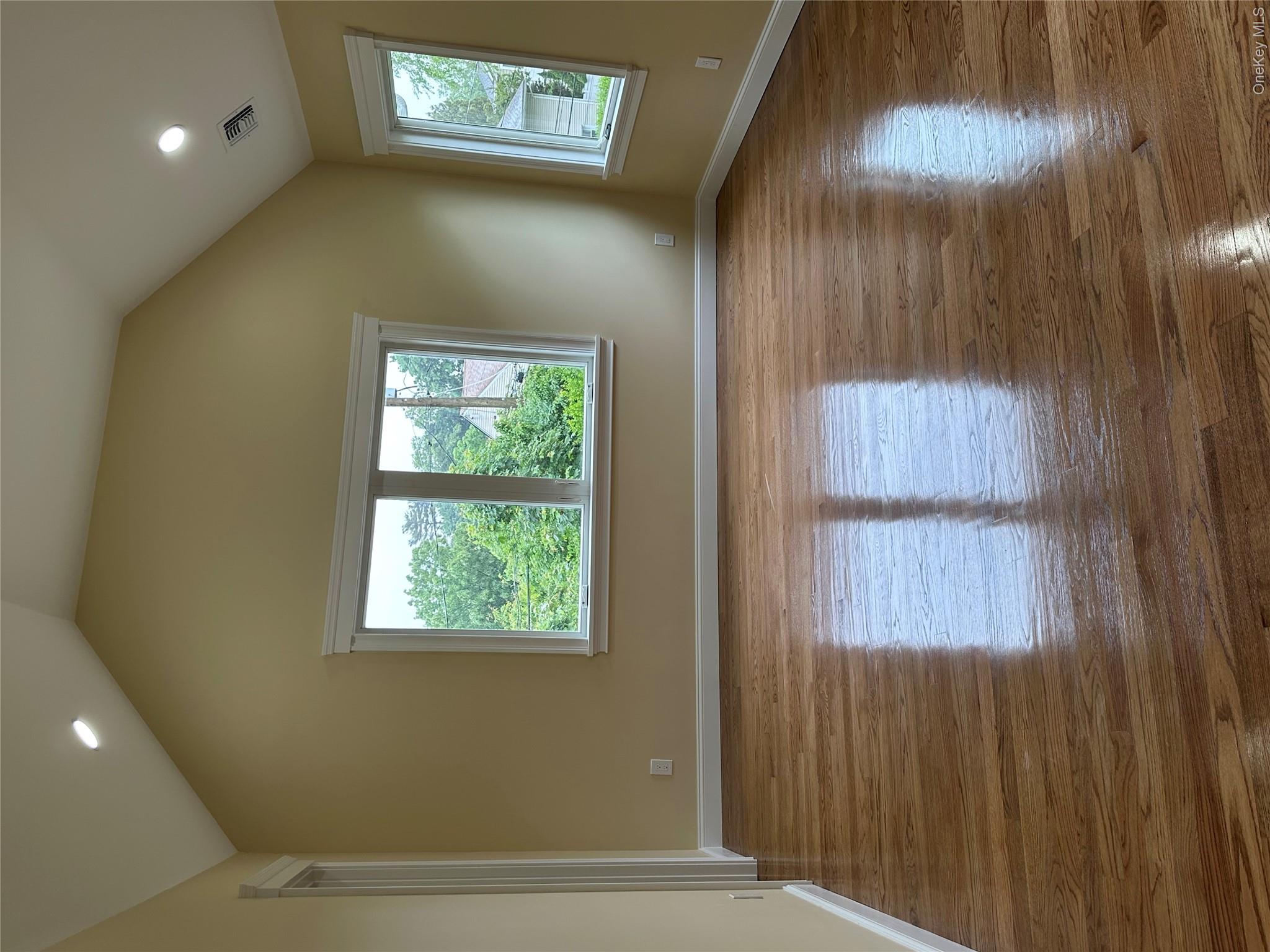 114 Maytime Drive Property Photo 8