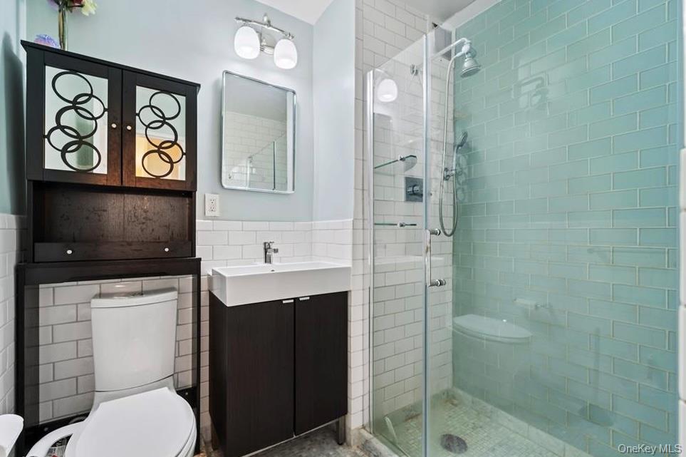 23-20 Bell Blvd 5c Property Photo 12