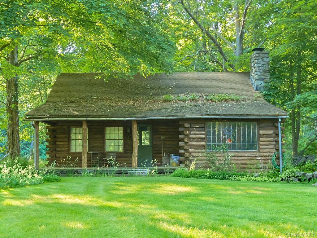 95 Angola Road Property Photo 1