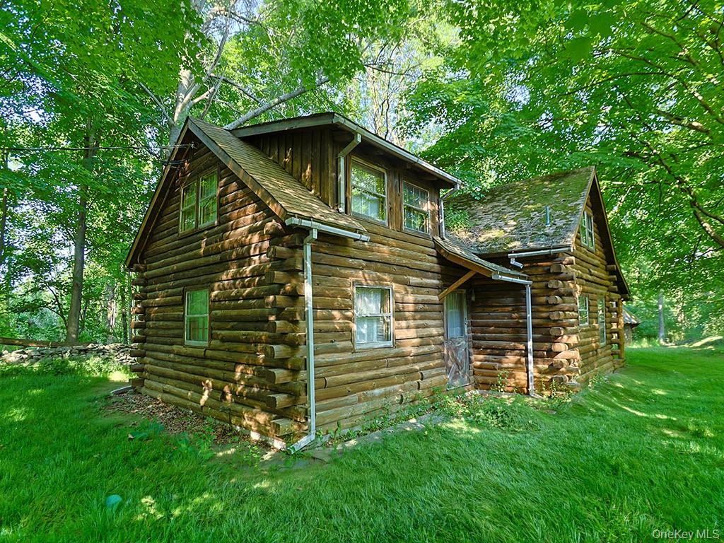 95 Angola Road Property Photo 2