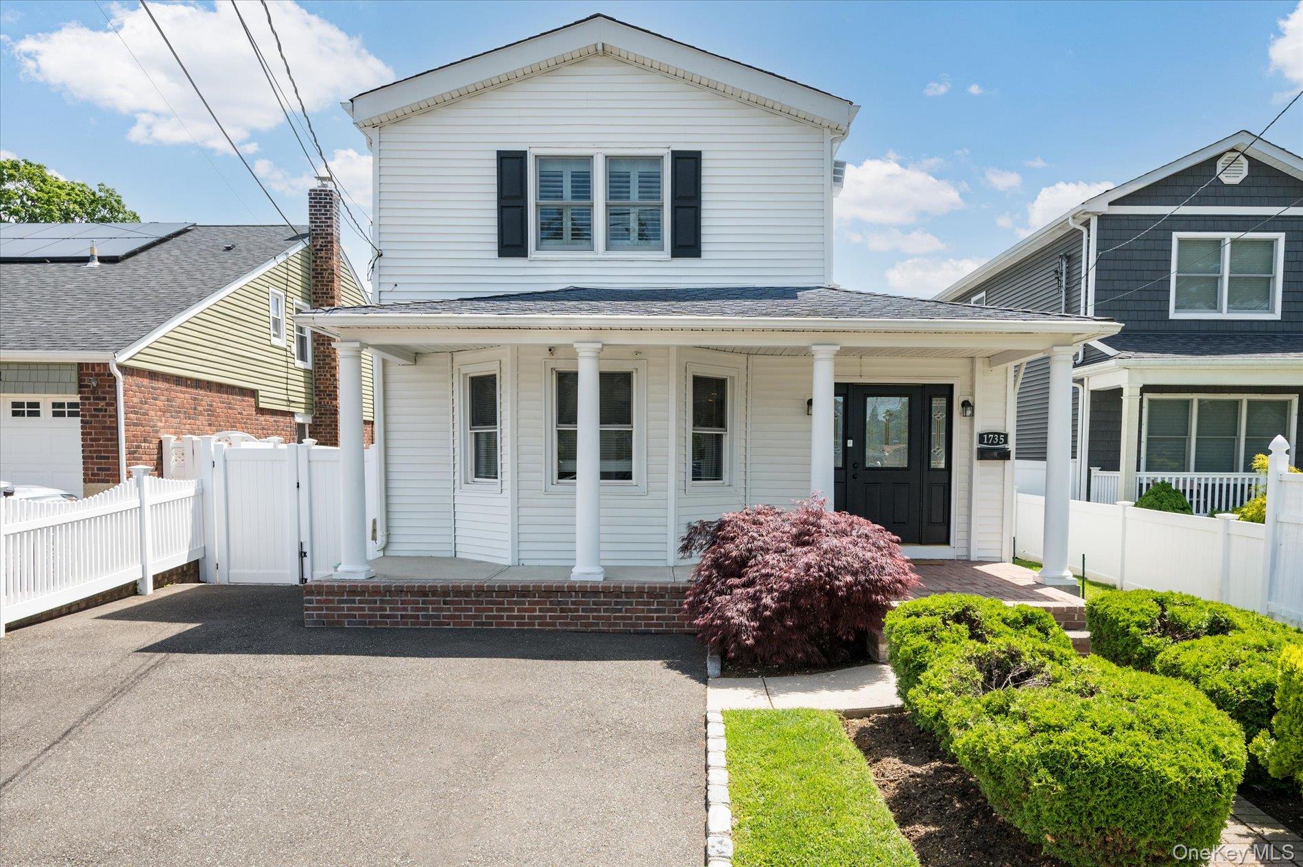1735 Washington Avenue Property Photo 2