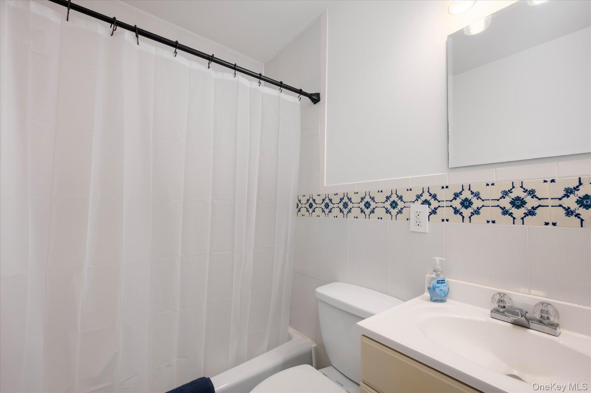 1735 Washington Avenue Property Photo 20