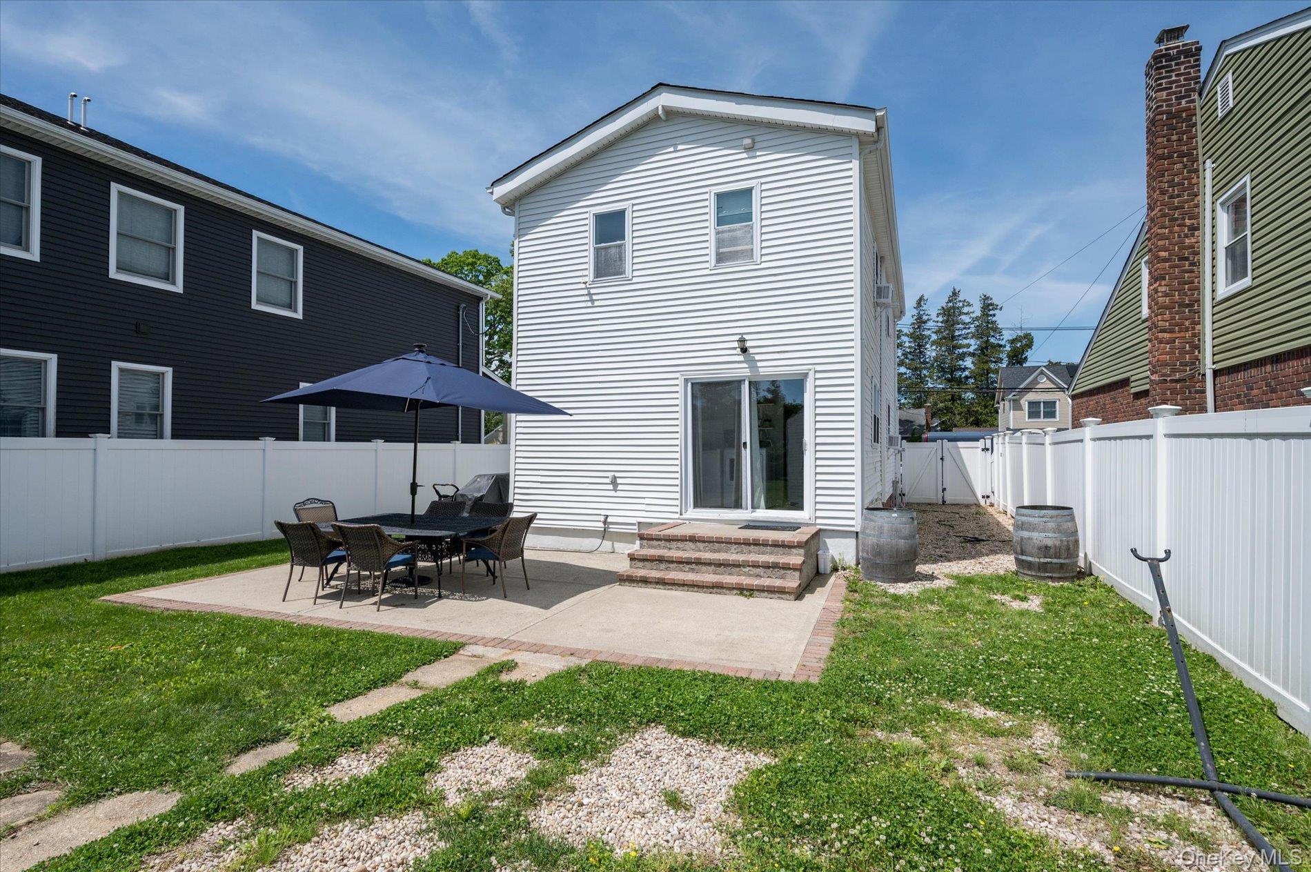 1735 Washington Avenue Property Photo 26