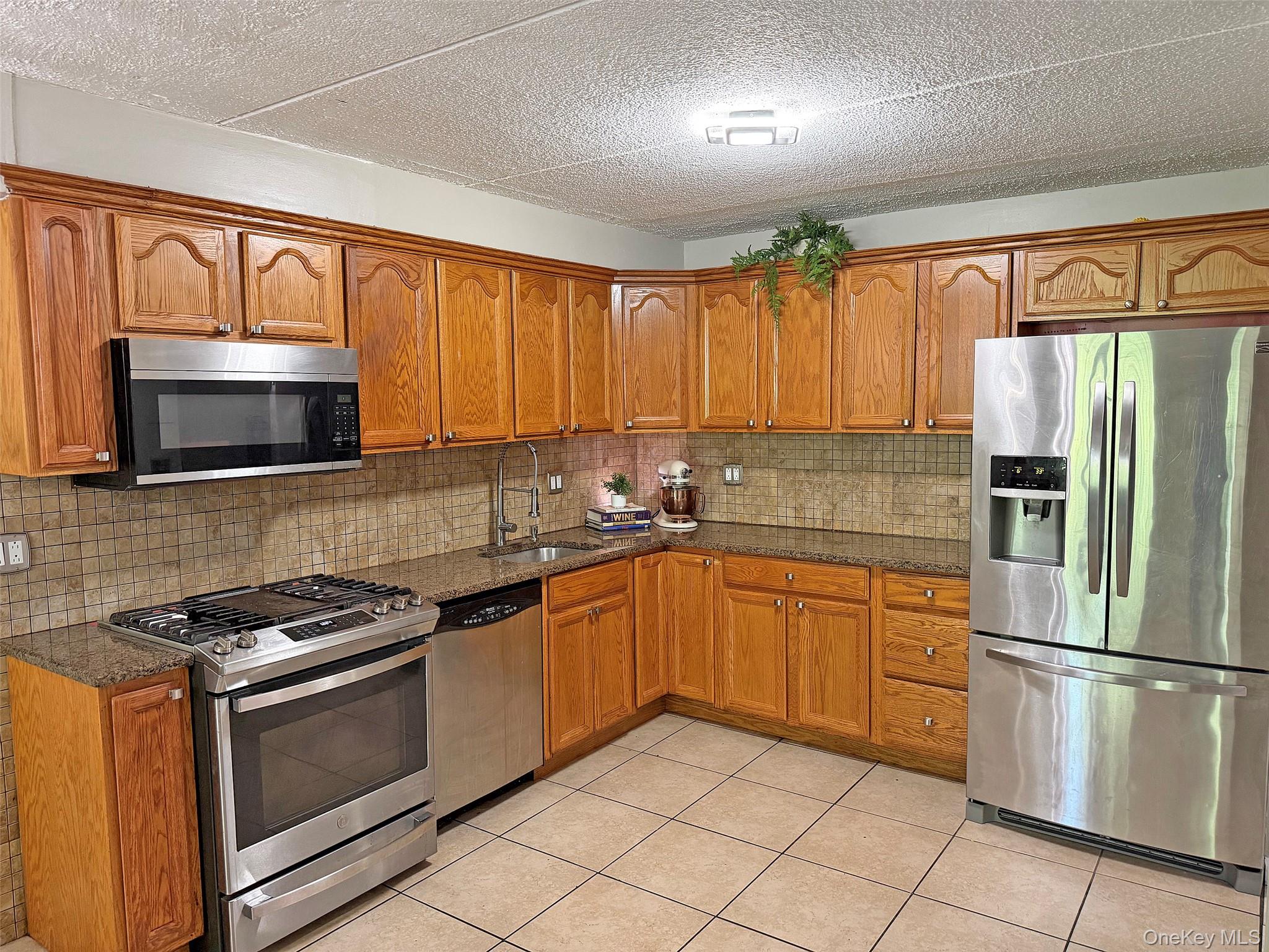 66 Omni Parc Drive Property Photo 2