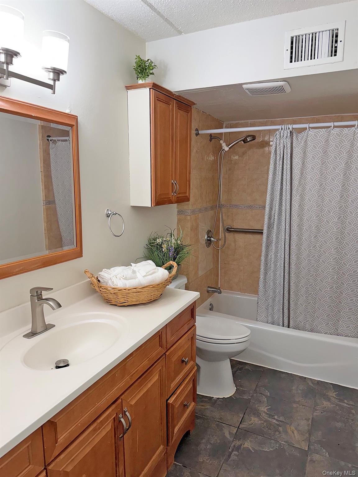 66 Omni Parc Drive Property Photo 10
