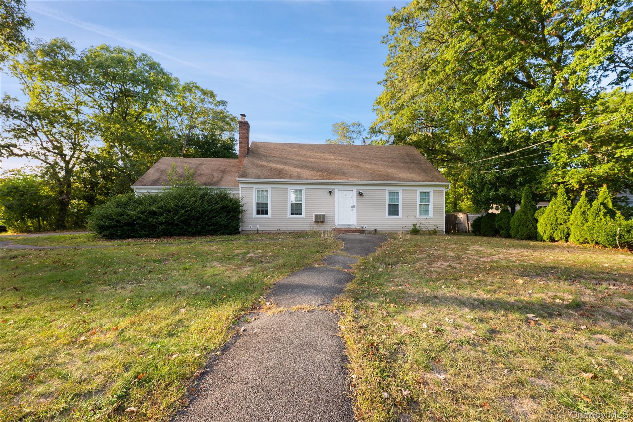 33 Echo Avenue Property Photo 1