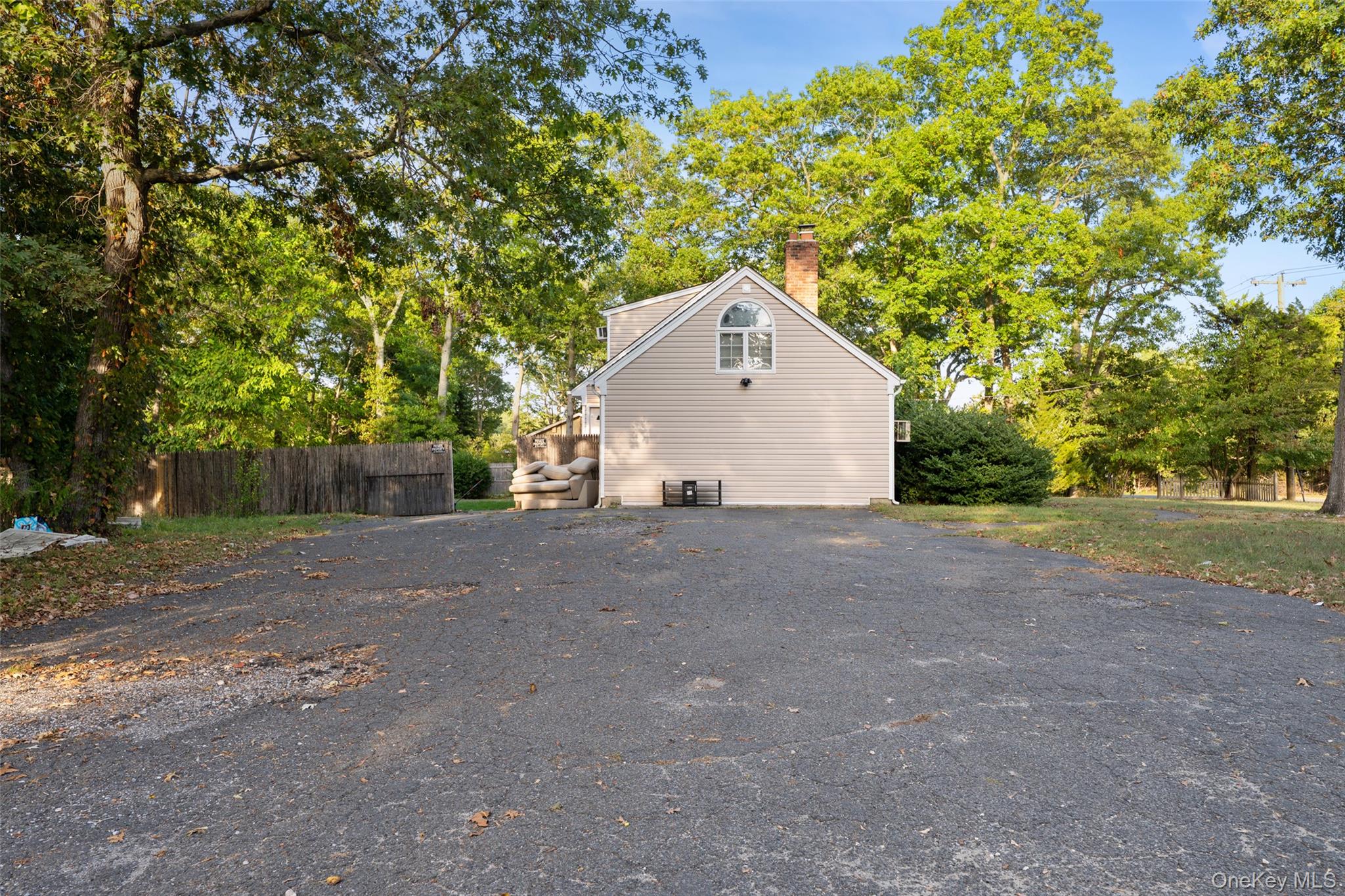 33 Echo Avenue Property Photo 2