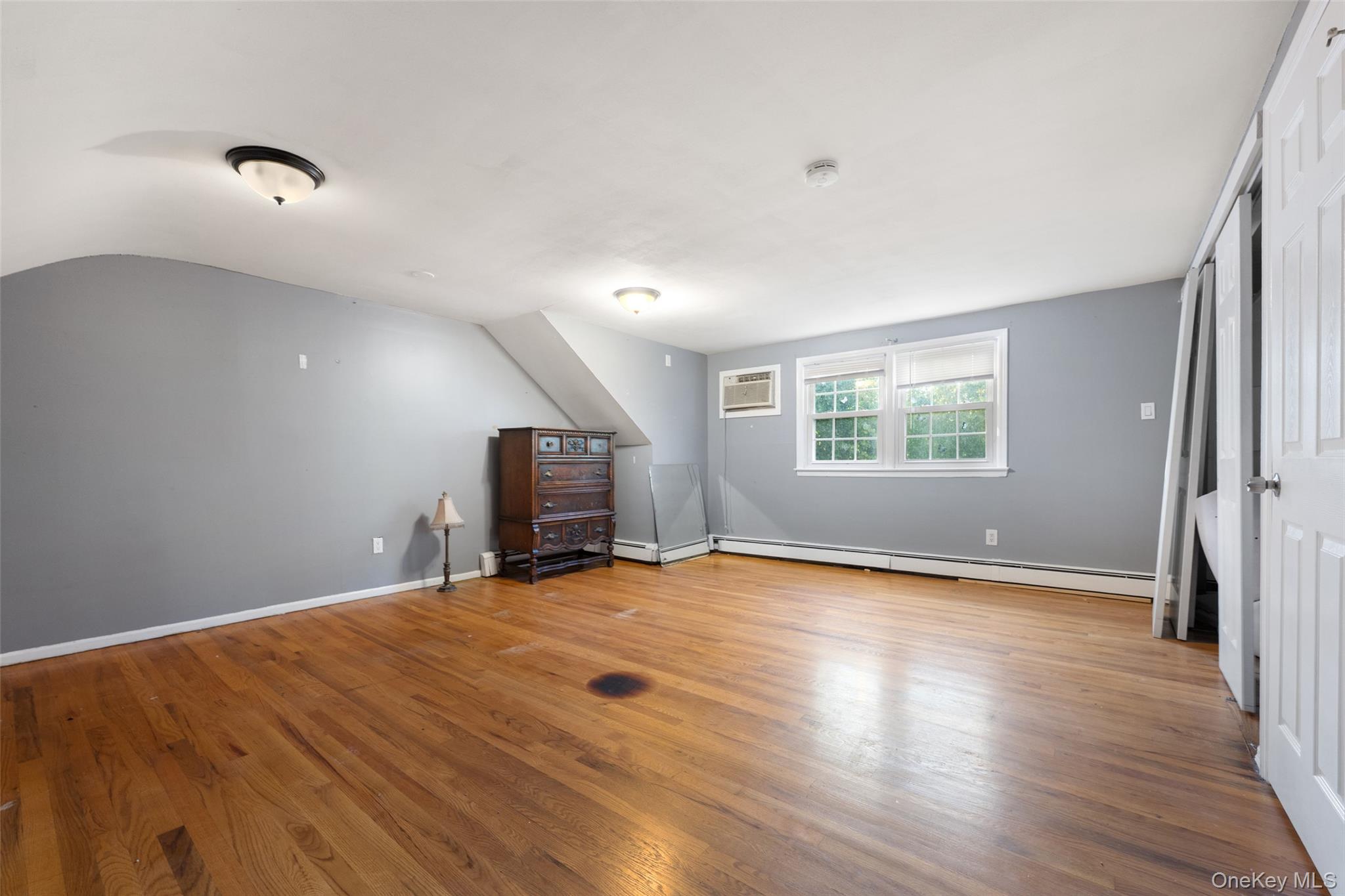 33 Echo Avenue Property Photo 8