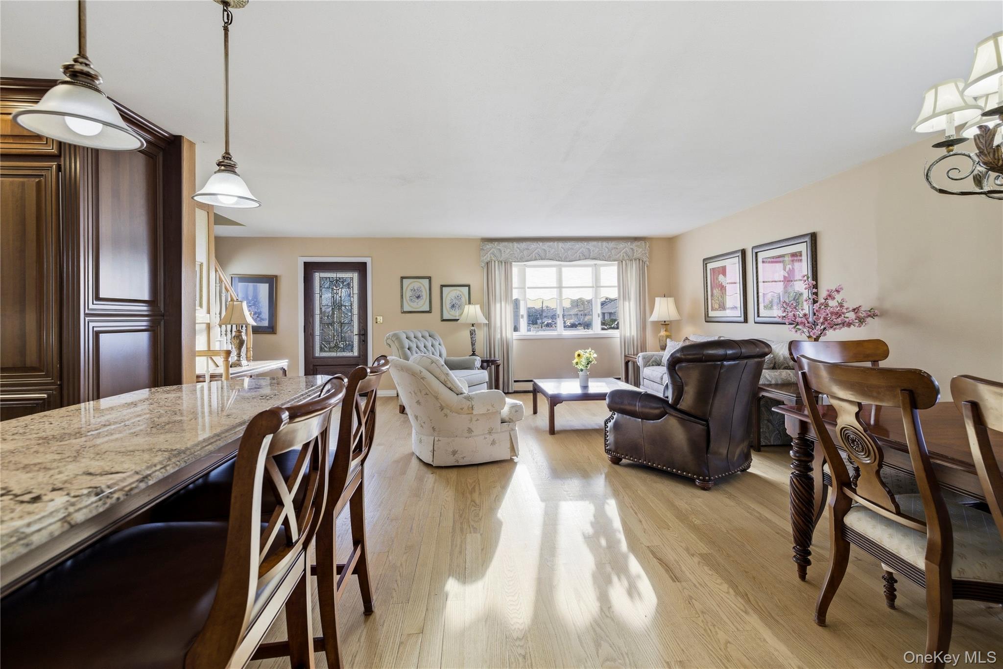 2575 Bayview Avenue Property Photo 18
