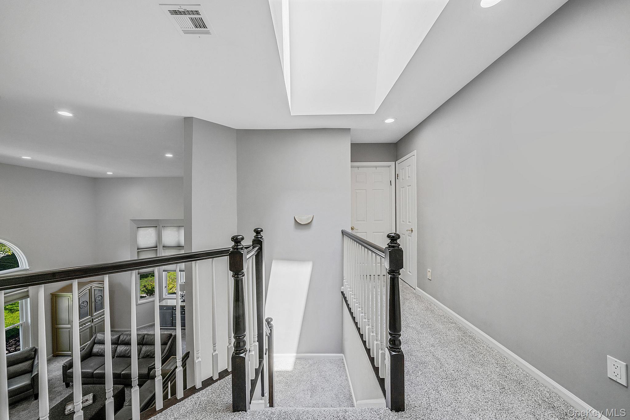 86 Hamlet Drive Property Photo 19