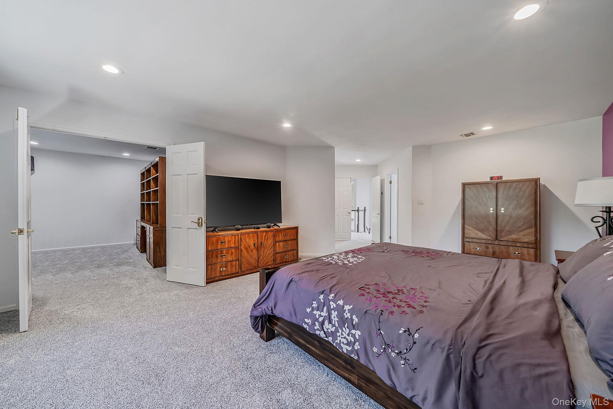 86 Hamlet Drive Property Photo 20