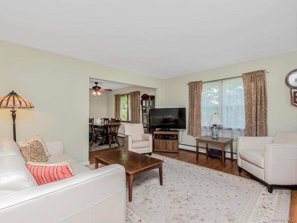 211 Warren Avenue Property Photo 6