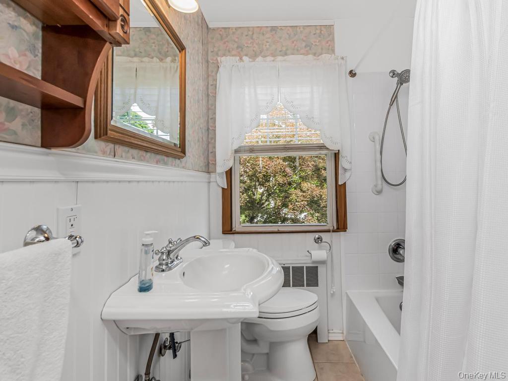 211 Warren Avenue Property Photo 22