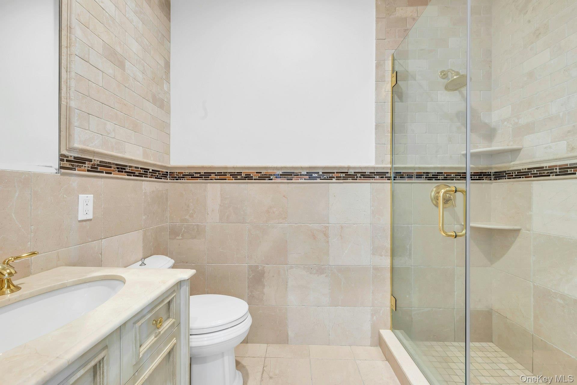 98 Cliff Road Property Photo 18