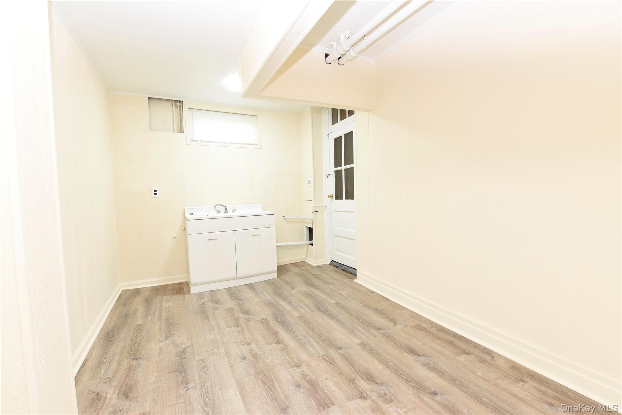 30-41 89th Street Property Photo 28