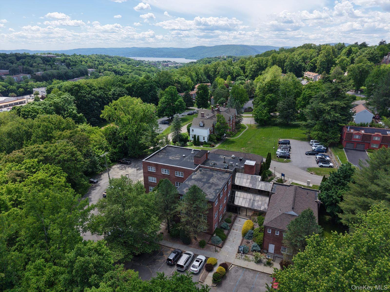 2 Stowe Street Property Photo 4