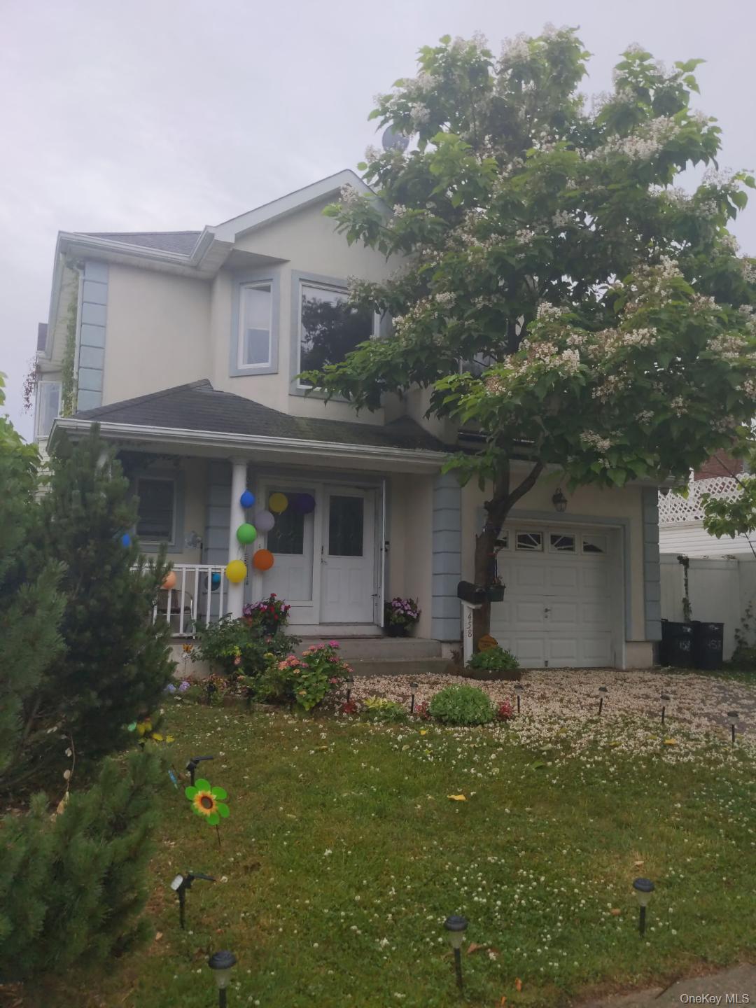 458 E Pine Street Property Photo 1