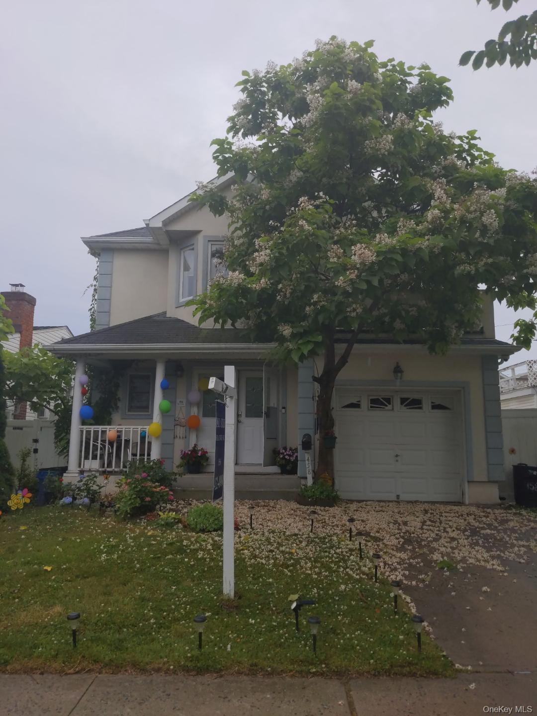 458 E Pine Street Property Photo 2