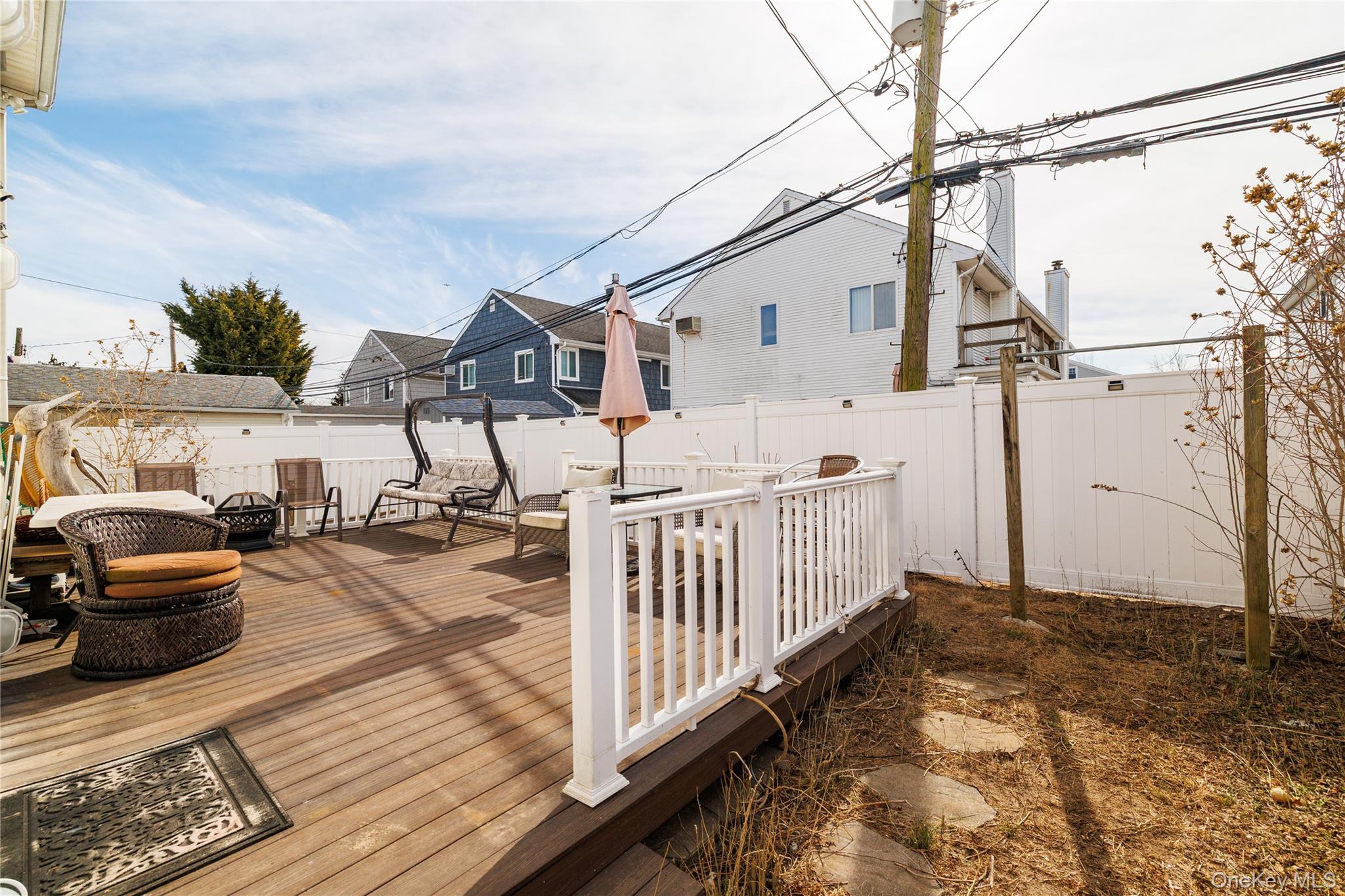 458 E Pine Street Property Photo 24