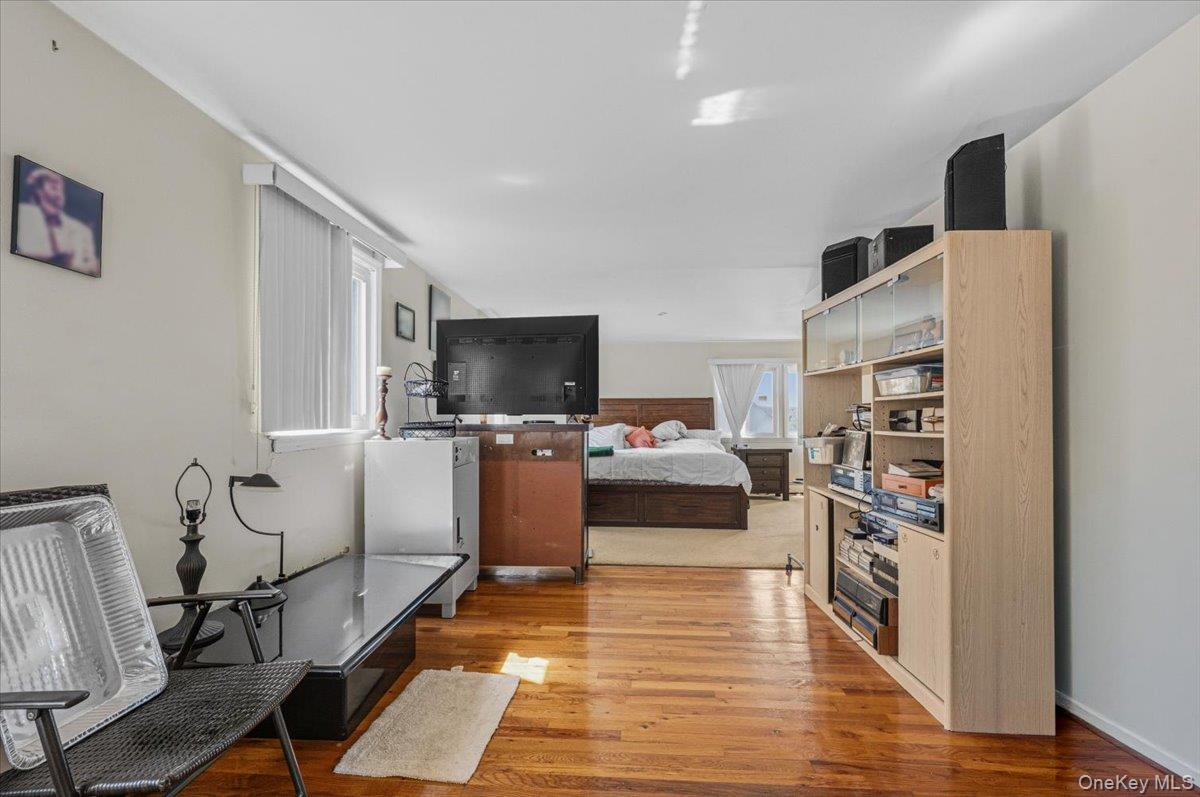 37 Westchester Avenue Property Photo 20