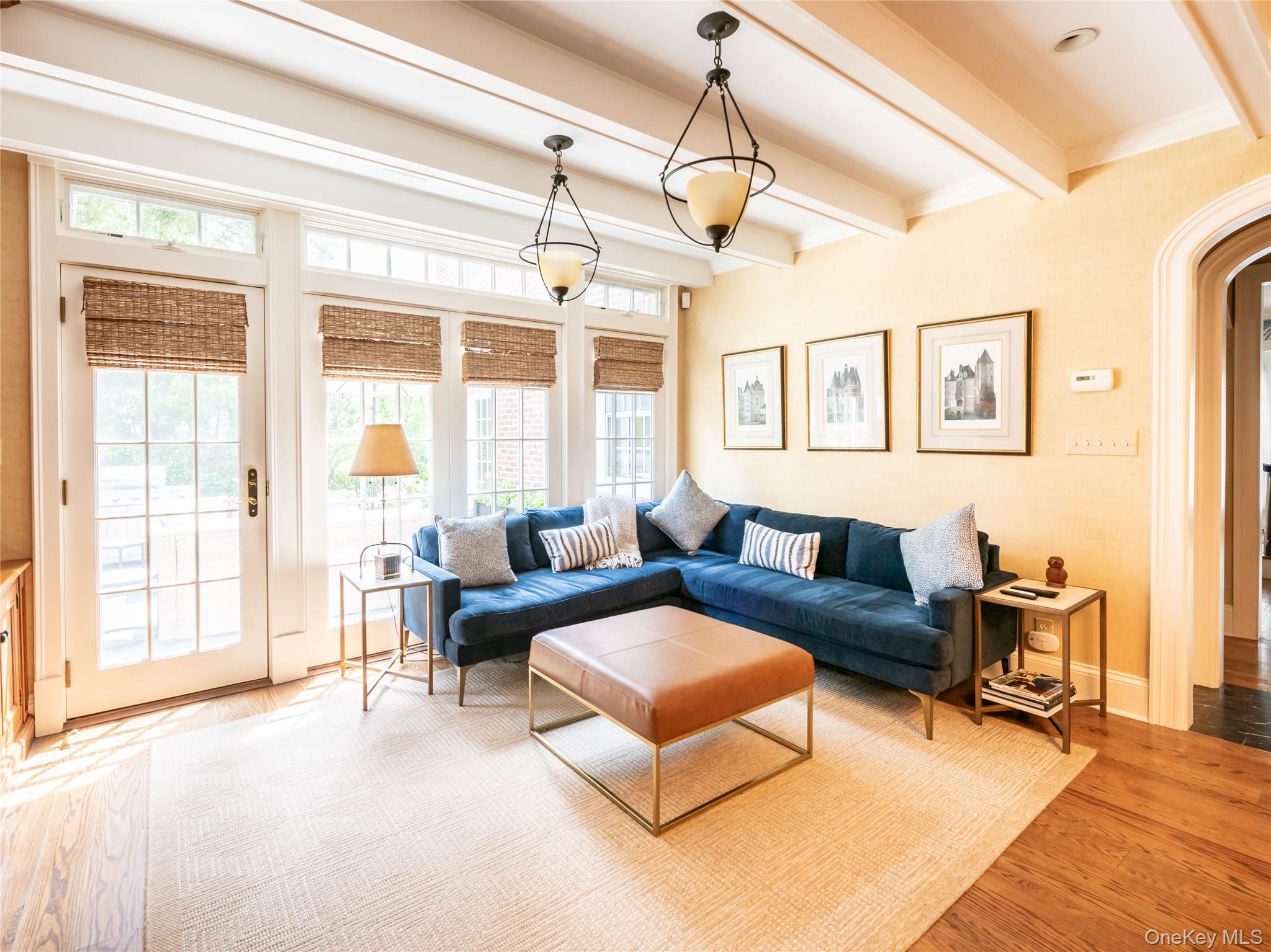 170 Manhasset Woods Road Property Photo 14