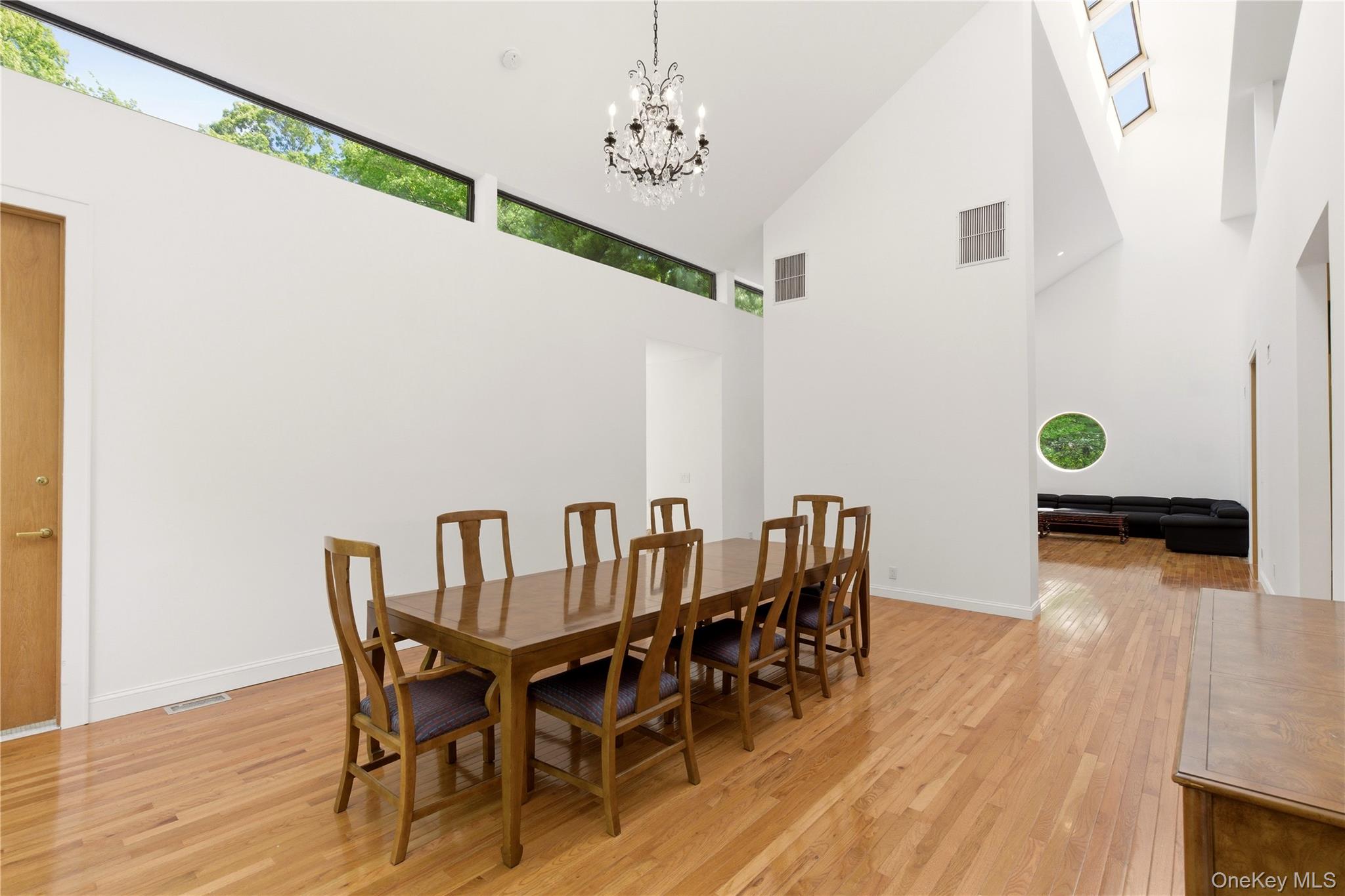 6 Deepwood Court Property Photo 6