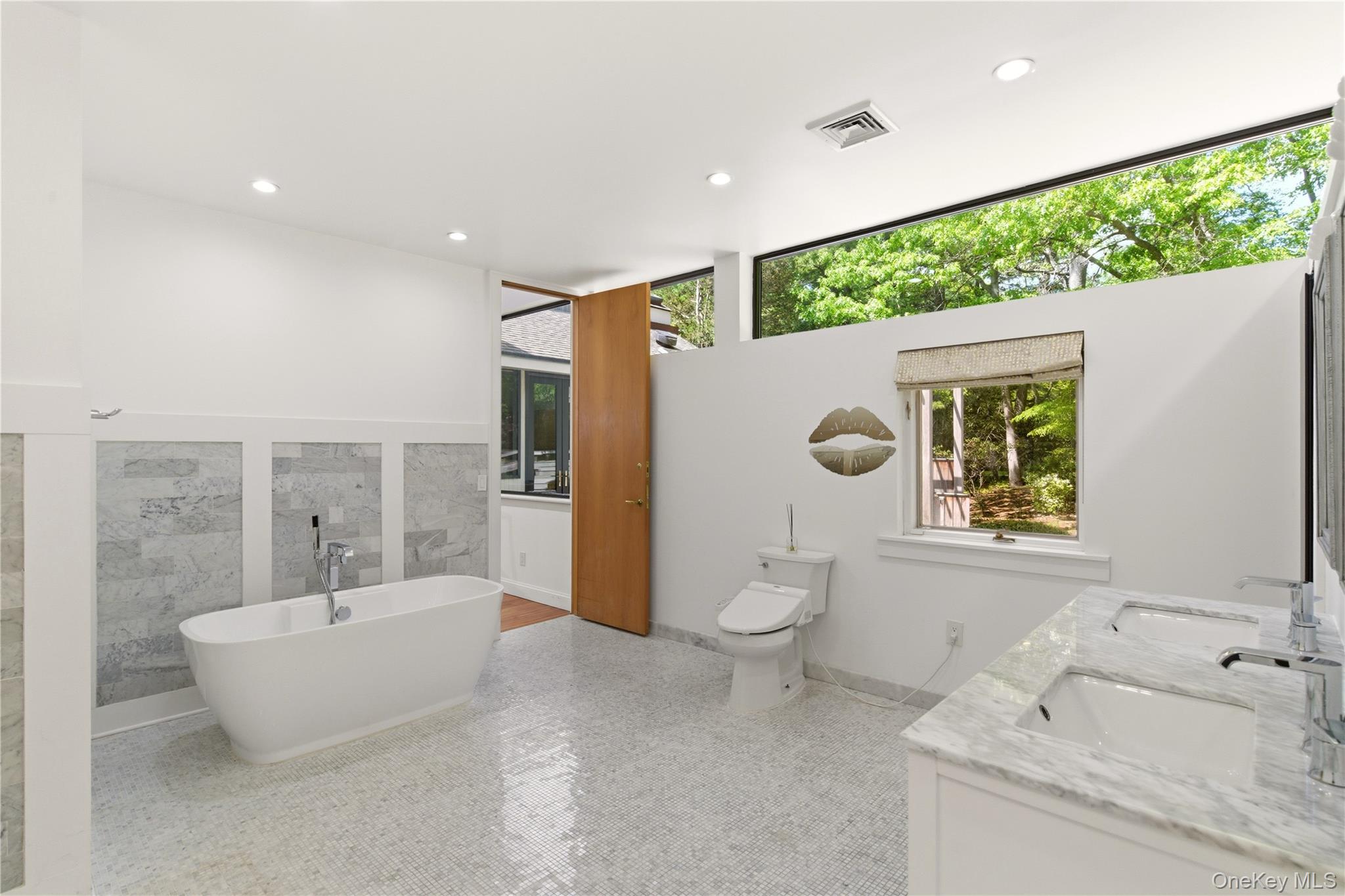 6 Deepwood Court Property Photo 19