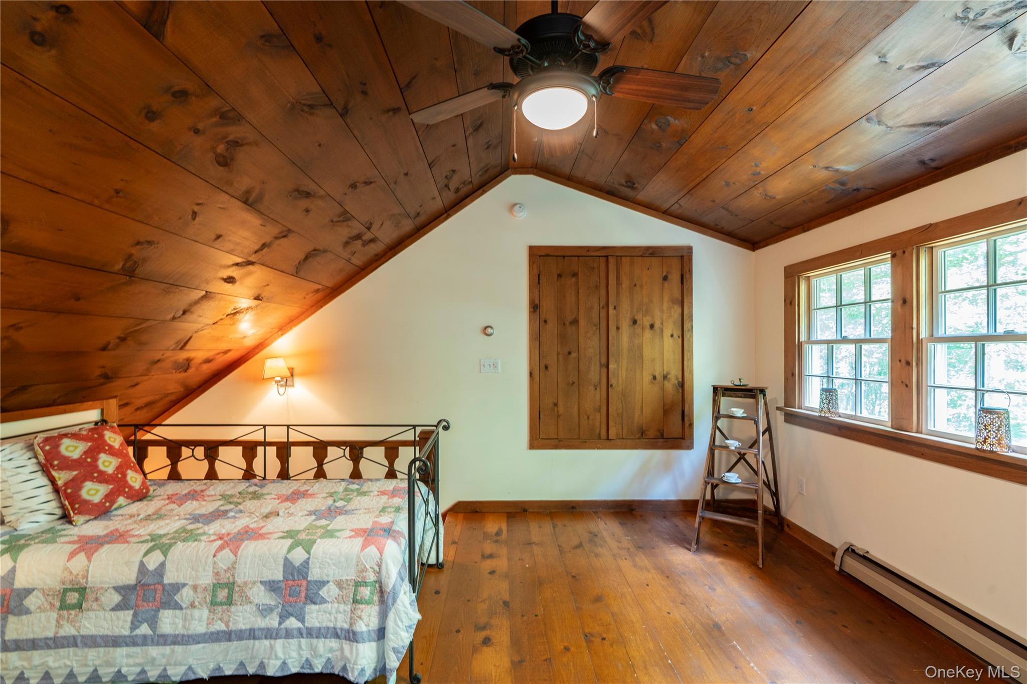 695 Wolf Hill Road Property Photo 32