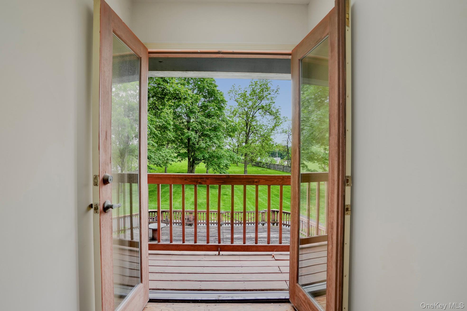 8 Kingwood Park Property Photo 13