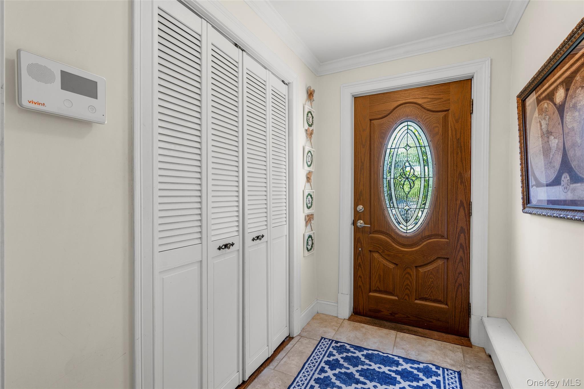 15 E 235th Street Property Photo 4