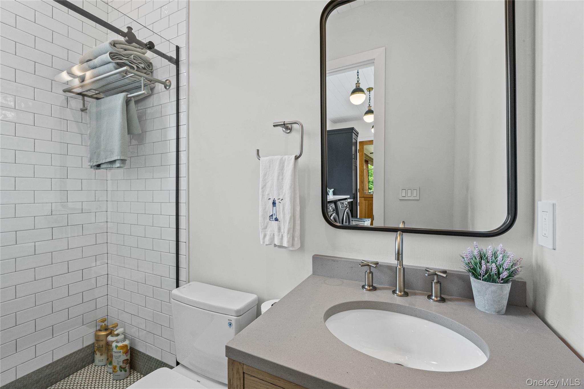 405 Williamsburgh Drive Property Photo 16