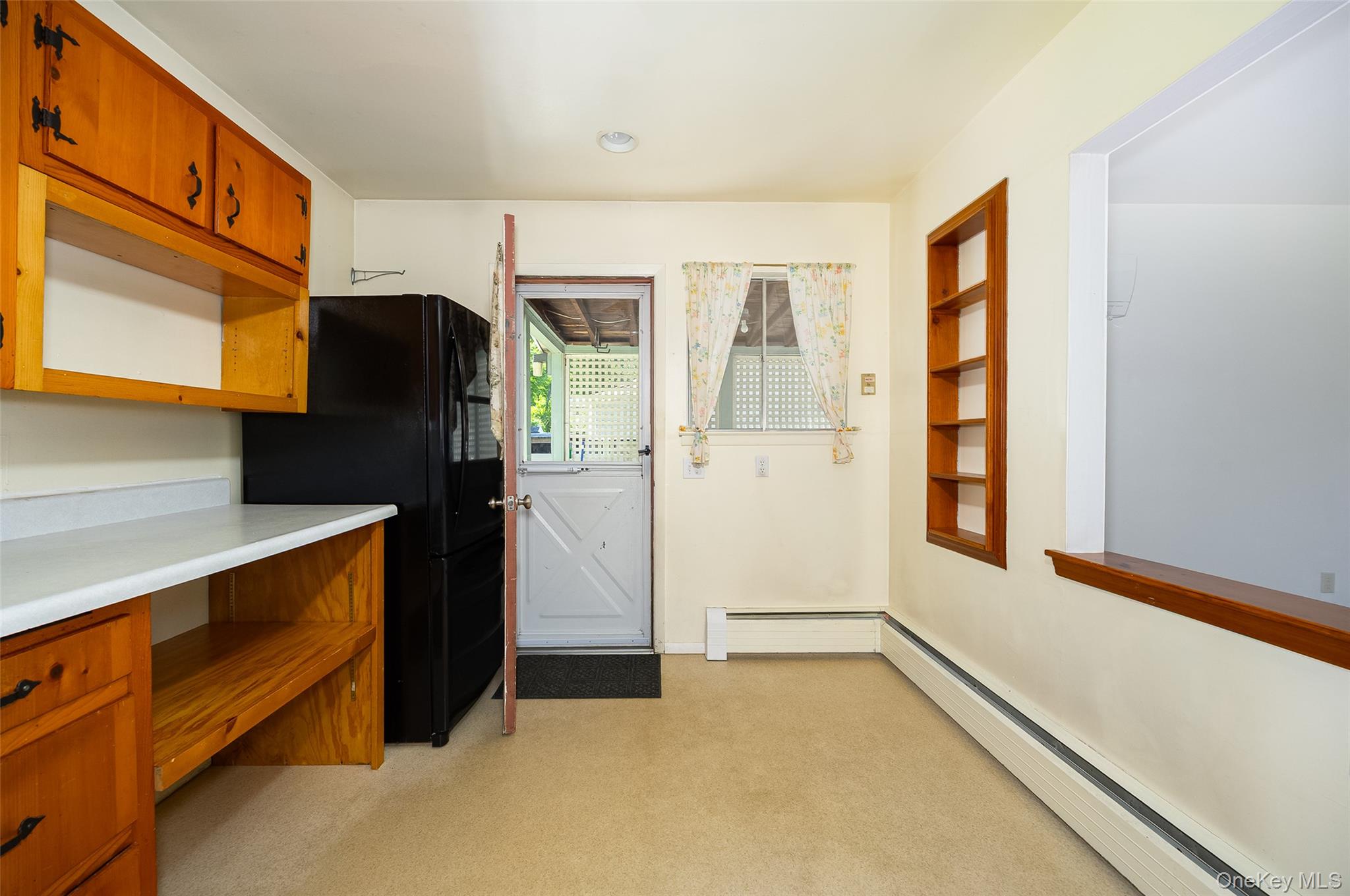 22 Howland Avenue Property Photo 5
