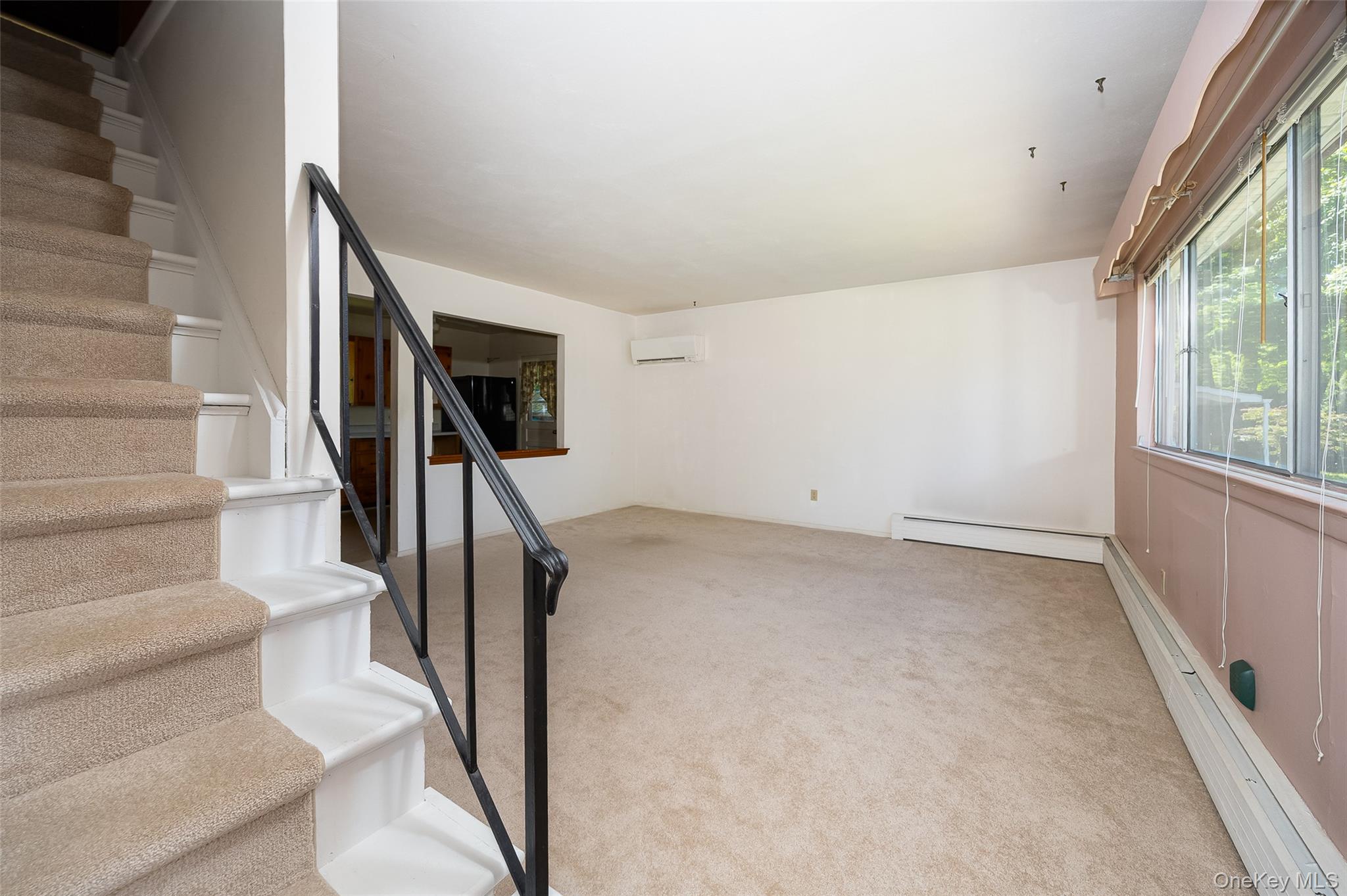 22 Howland Avenue Property Photo 9