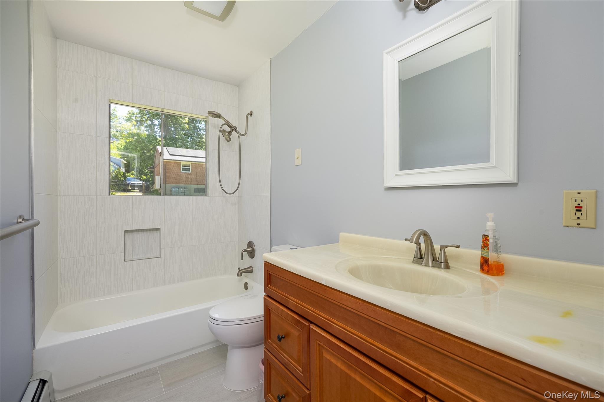 22 Howland Avenue Property Photo 11