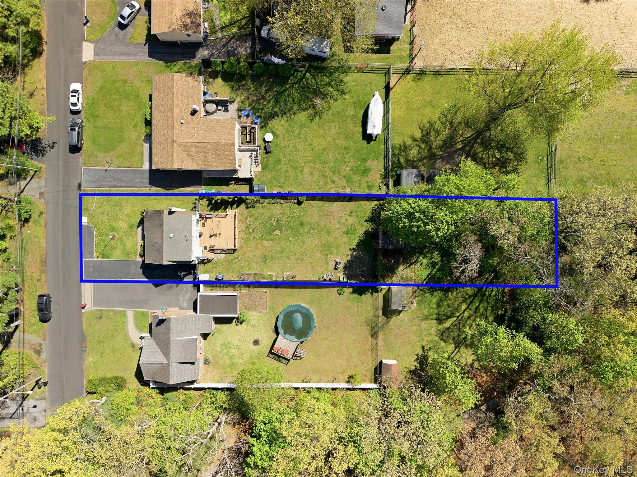 90 Fischer Avenue Property Photo 2