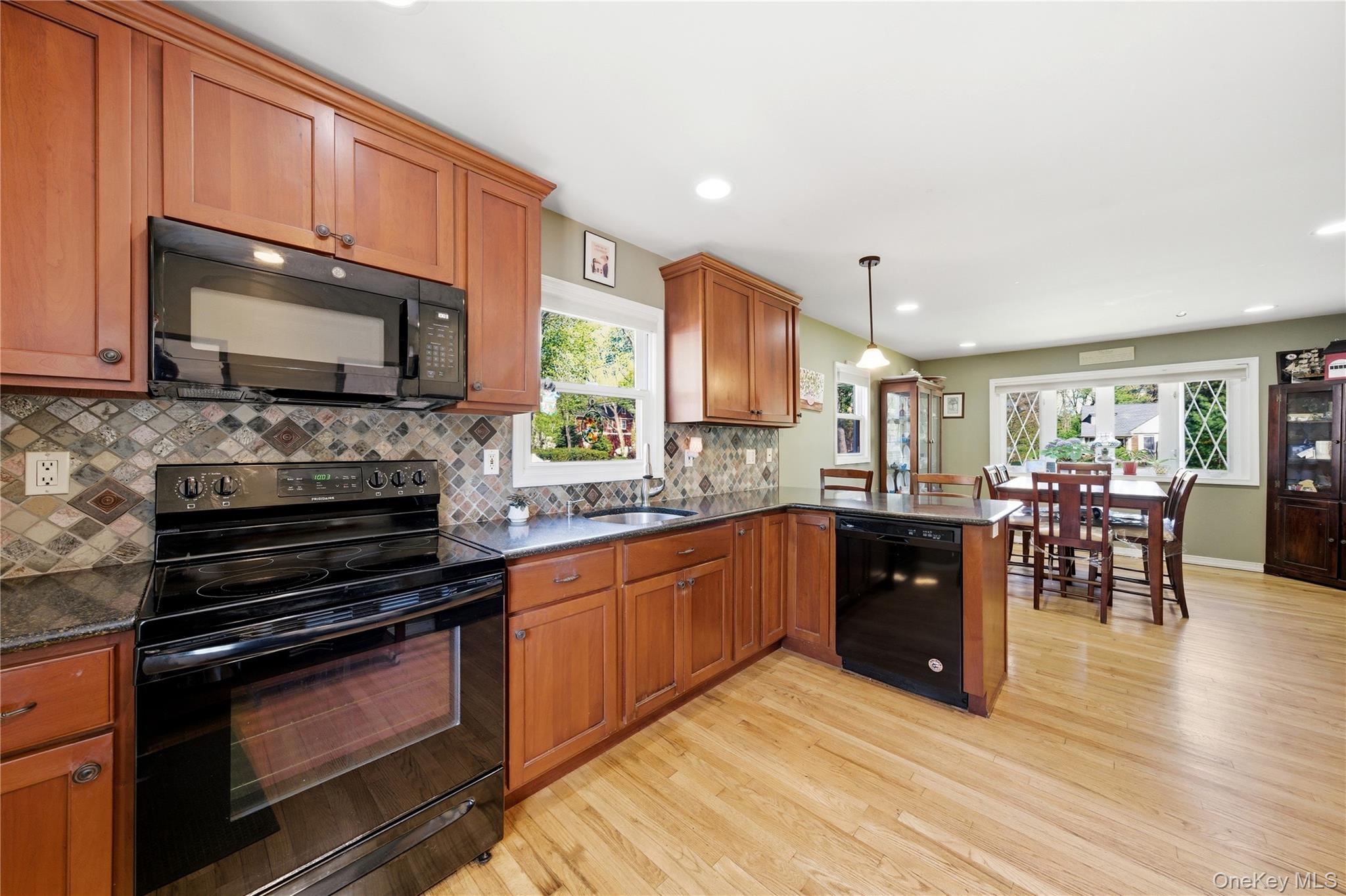 90 Fischer Avenue Property Photo 11