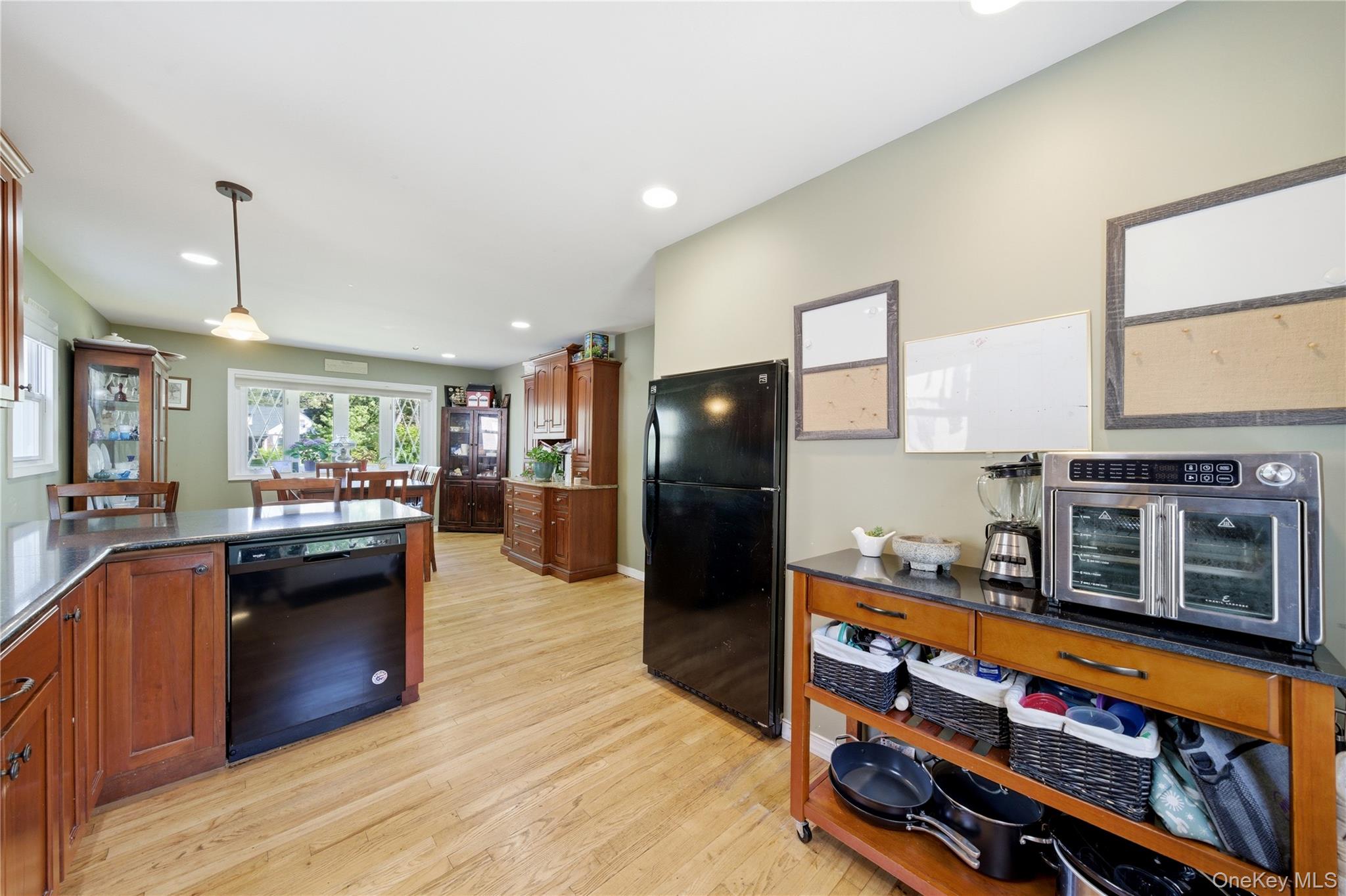 90 Fischer Avenue Property Photo 12